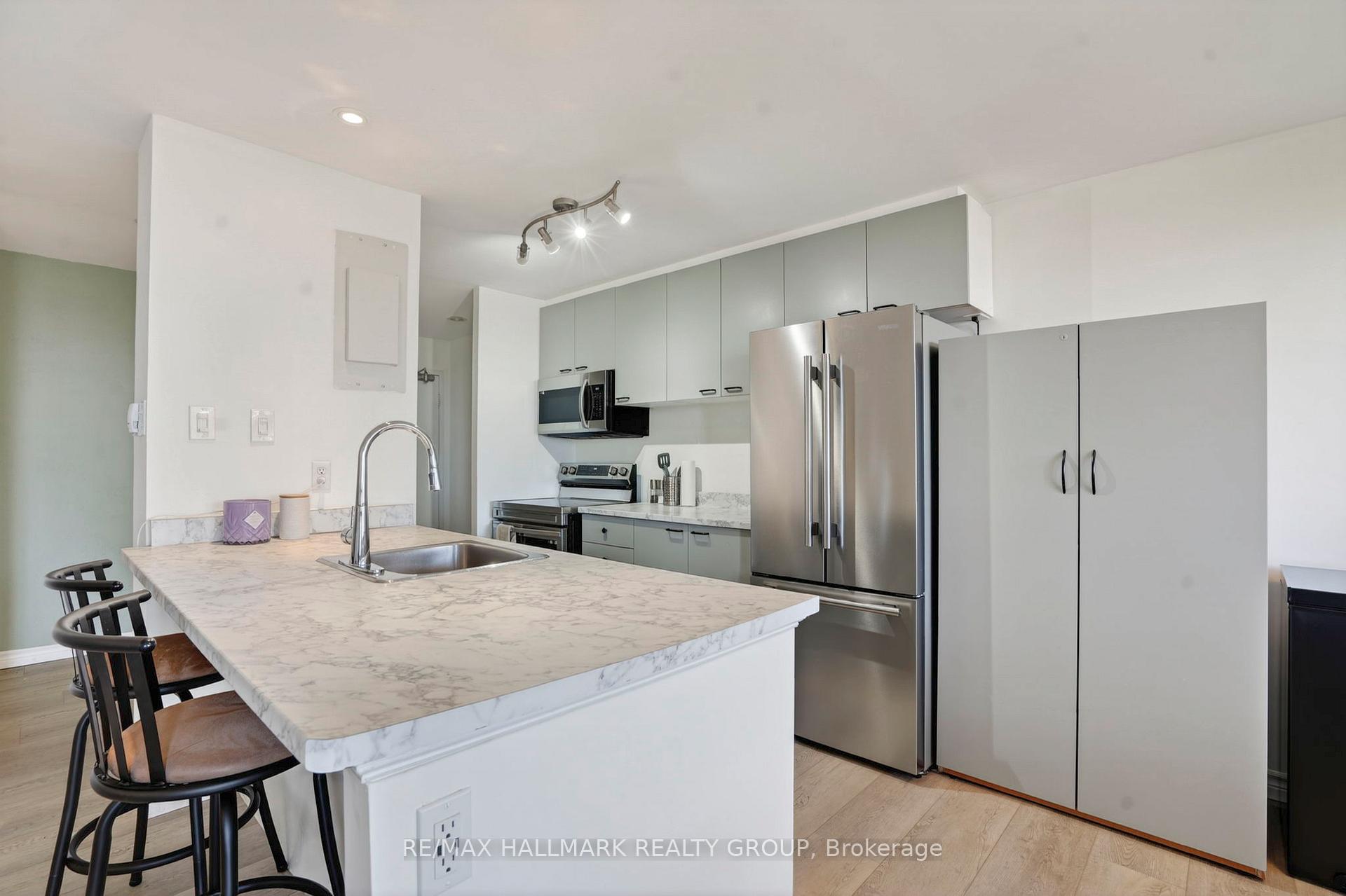 Photo 6 of Unit 509, 2650 Southvale Crescent, Ottawa, Sheffield Glen/Industrial Park — HOMEH