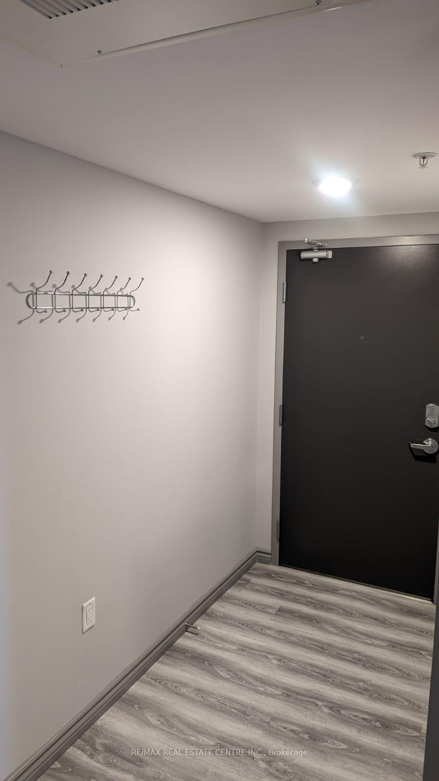 Photo 5 of Unit 301B, 275 Larch Street, Waterloo, Beechwood/University — HOMEH