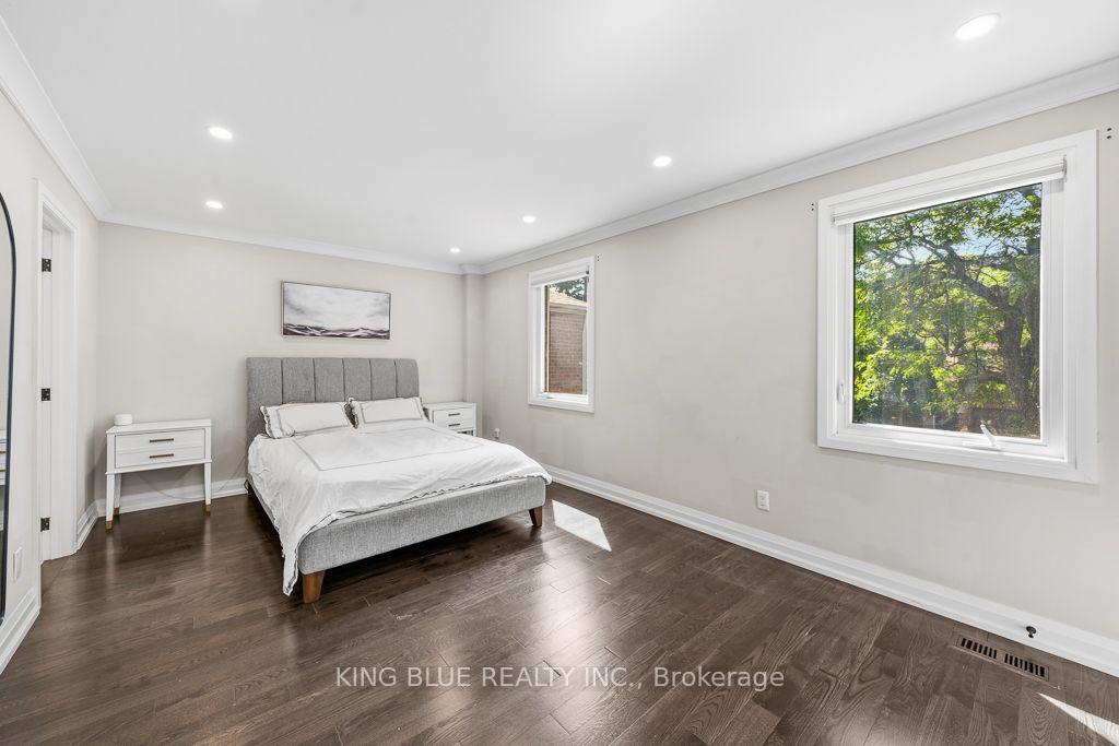 Photo 20 of 56 Thornbury Circle, Vaughan, Crestwood-Springfarm-Yorkhill — HOMEH