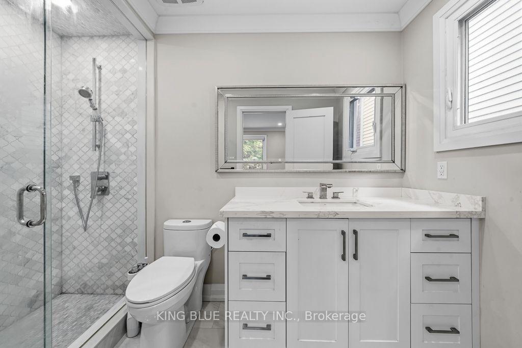 Photo 23 of 56 Thornbury Circle, Vaughan, Crestwood-Springfarm-Yorkhill — HOMEH