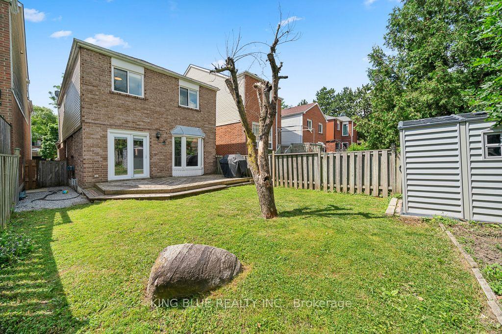 Photo 39 of 56 Thornbury Circle, Vaughan, Crestwood-Springfarm-Yorkhill — HOMEH