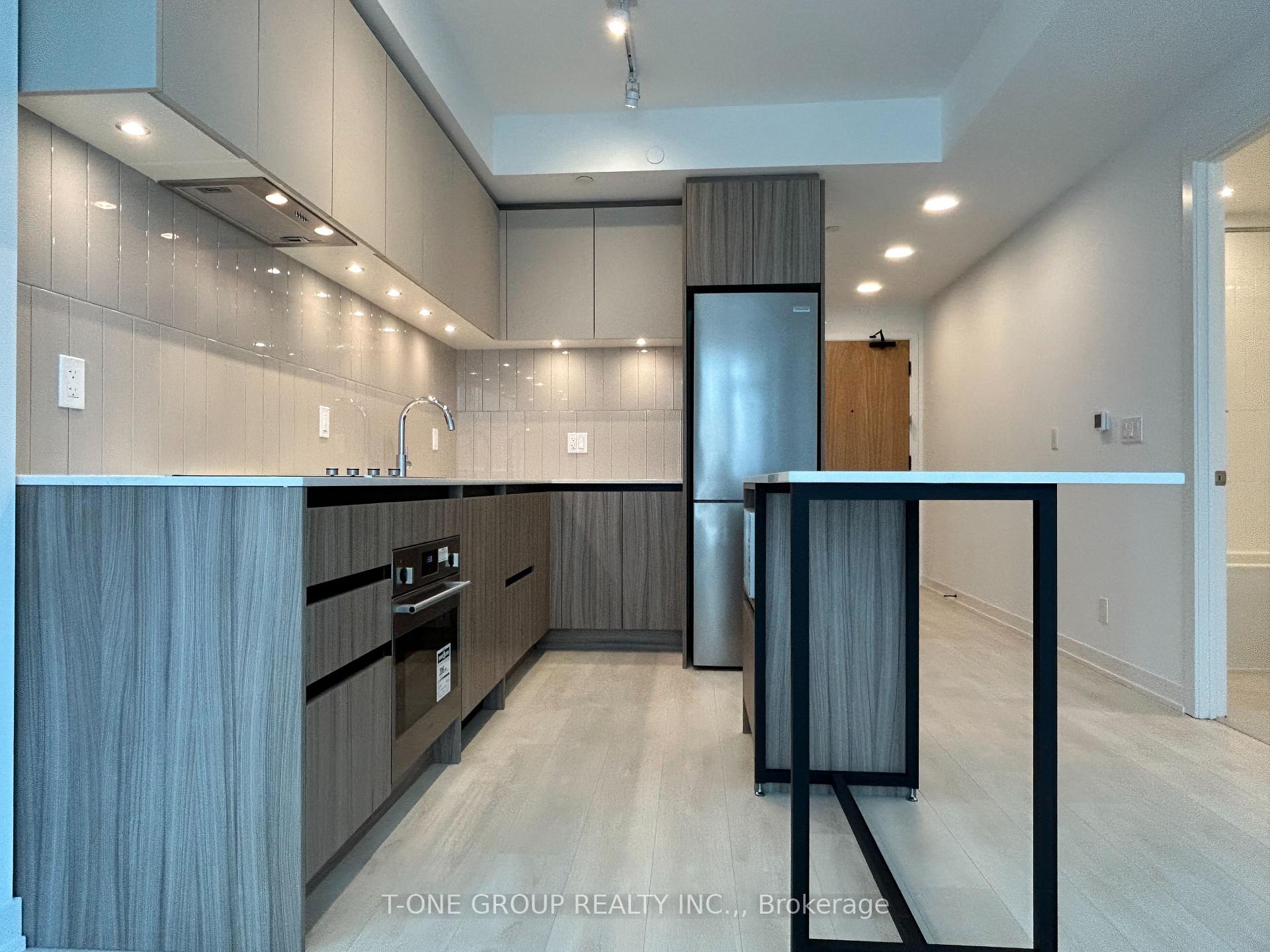 Photo 5 of Unit 802, 7950 Bathurst Street, Vaughan, Beverley Glen — HOMEH