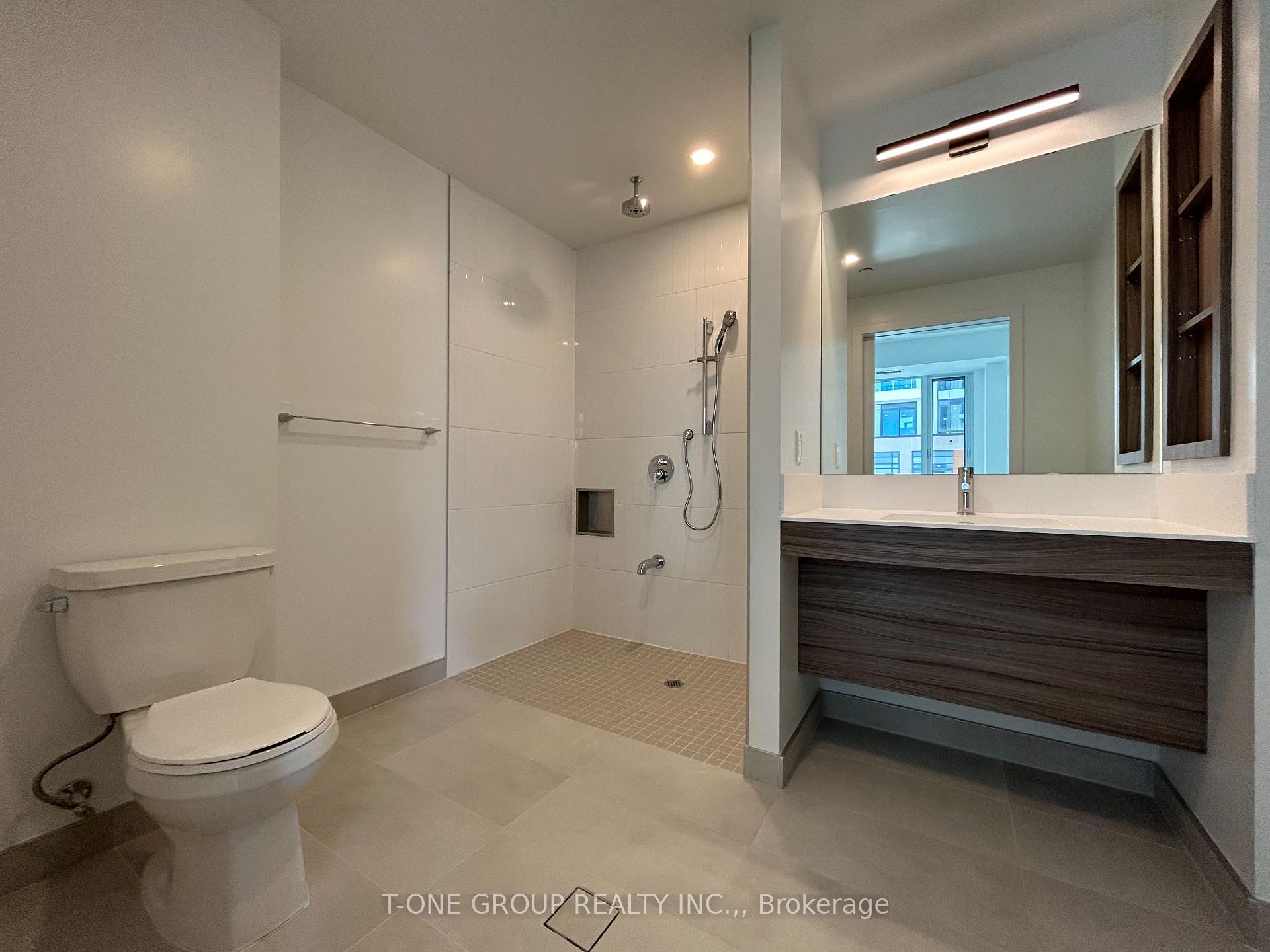 Photo 6 of Unit 802, 7950 Bathurst Street, Vaughan, Beverley Glen — HOMEH