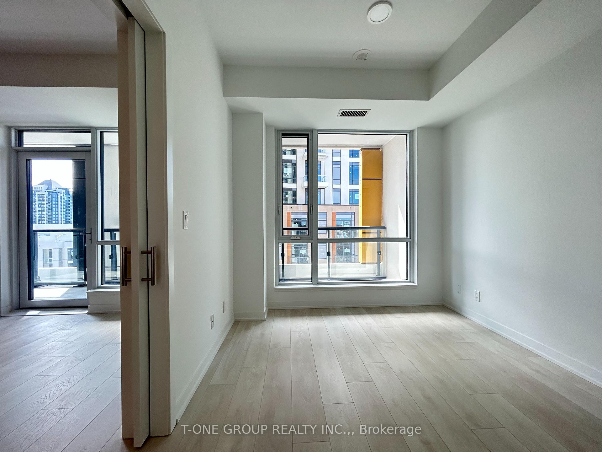 Photo 7 of Unit 802, 7950 Bathurst Street, Vaughan, Beverley Glen — HOMEH