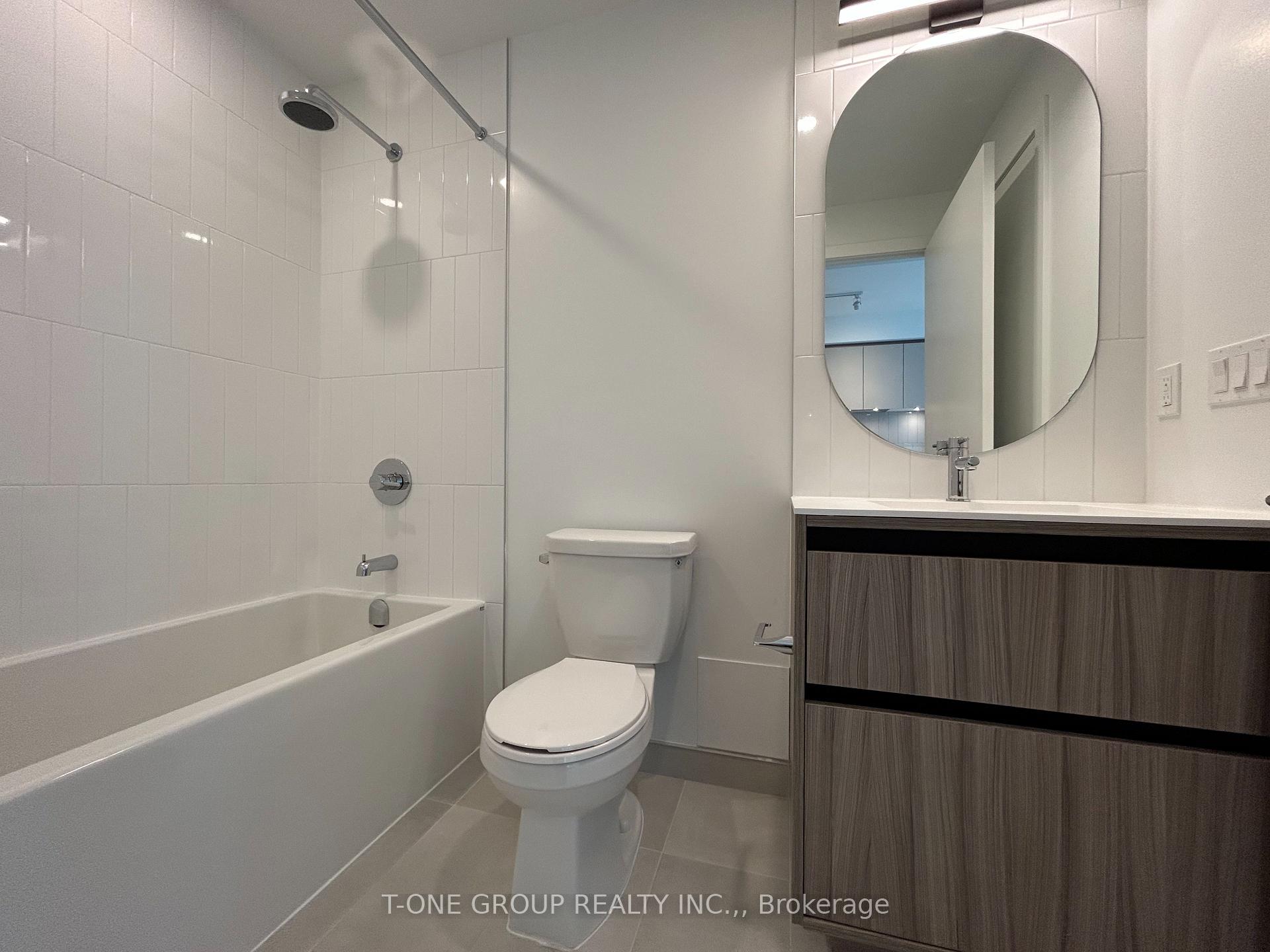 Photo 10 of Unit 802, 7950 Bathurst Street, Vaughan, Beverley Glen — HOMEH
