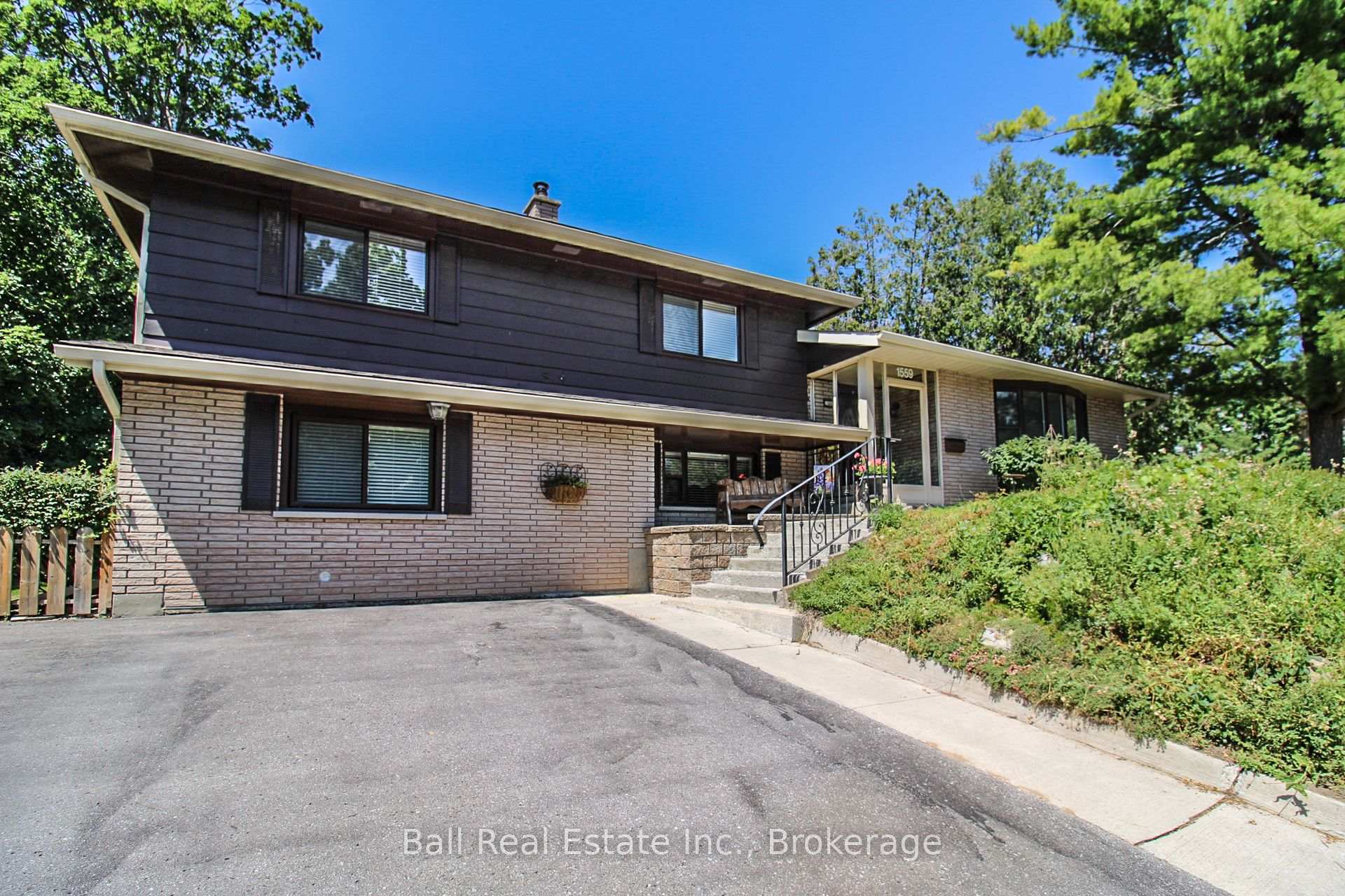 Photo 1 of 1559 Westbrook Drive, Peterborough, Monaghan Ward 2 — HOMEH