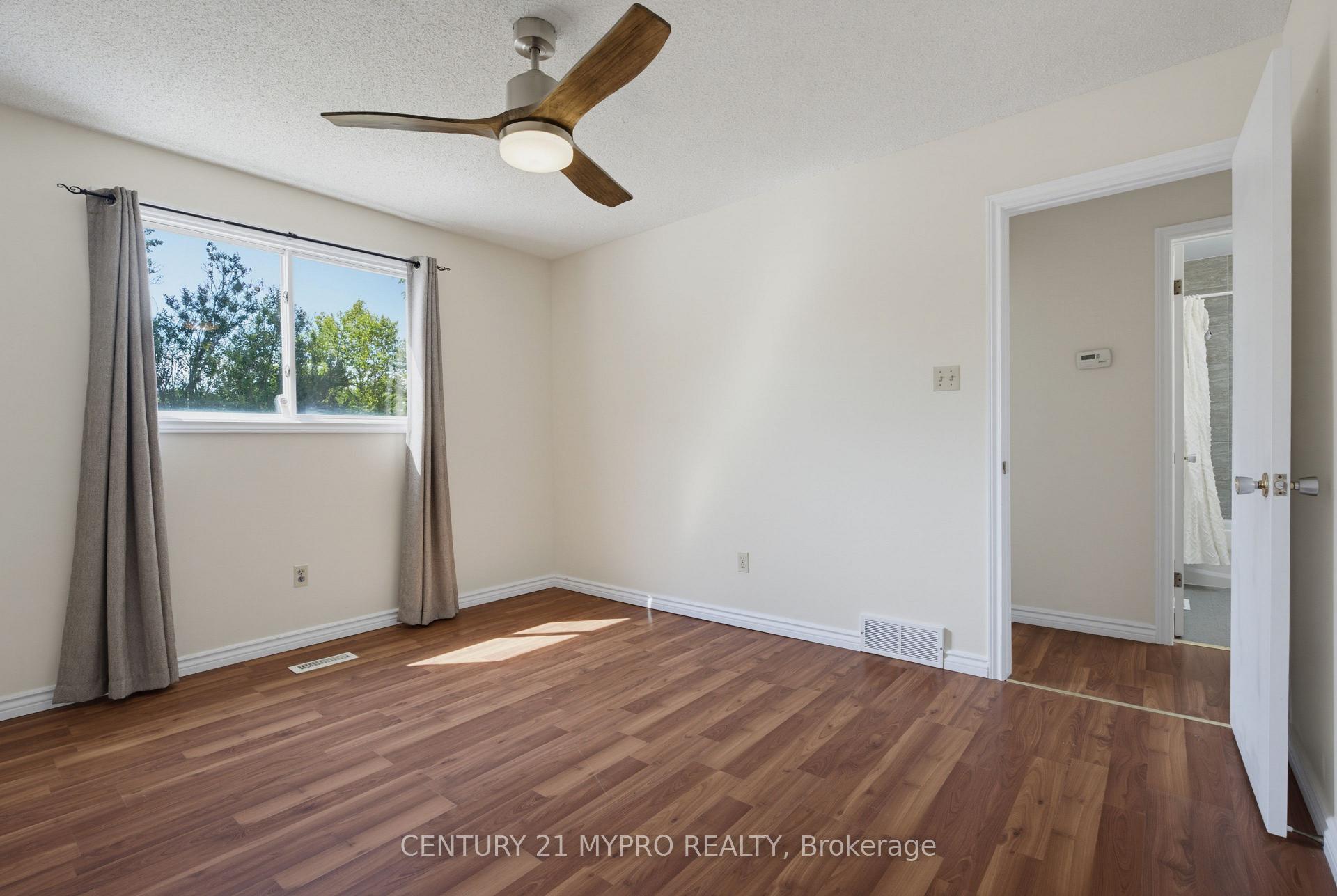 Photo 17 of 143 Ardsley Crescent, London, North I — HOMEH