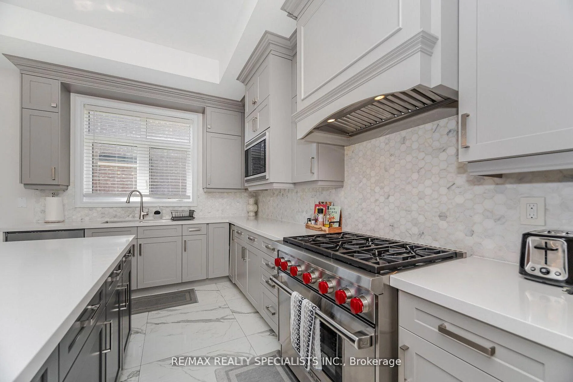 Photo 17 of 53 Threshingmills Boulevard, Oakville, River Oaks — HOMEH