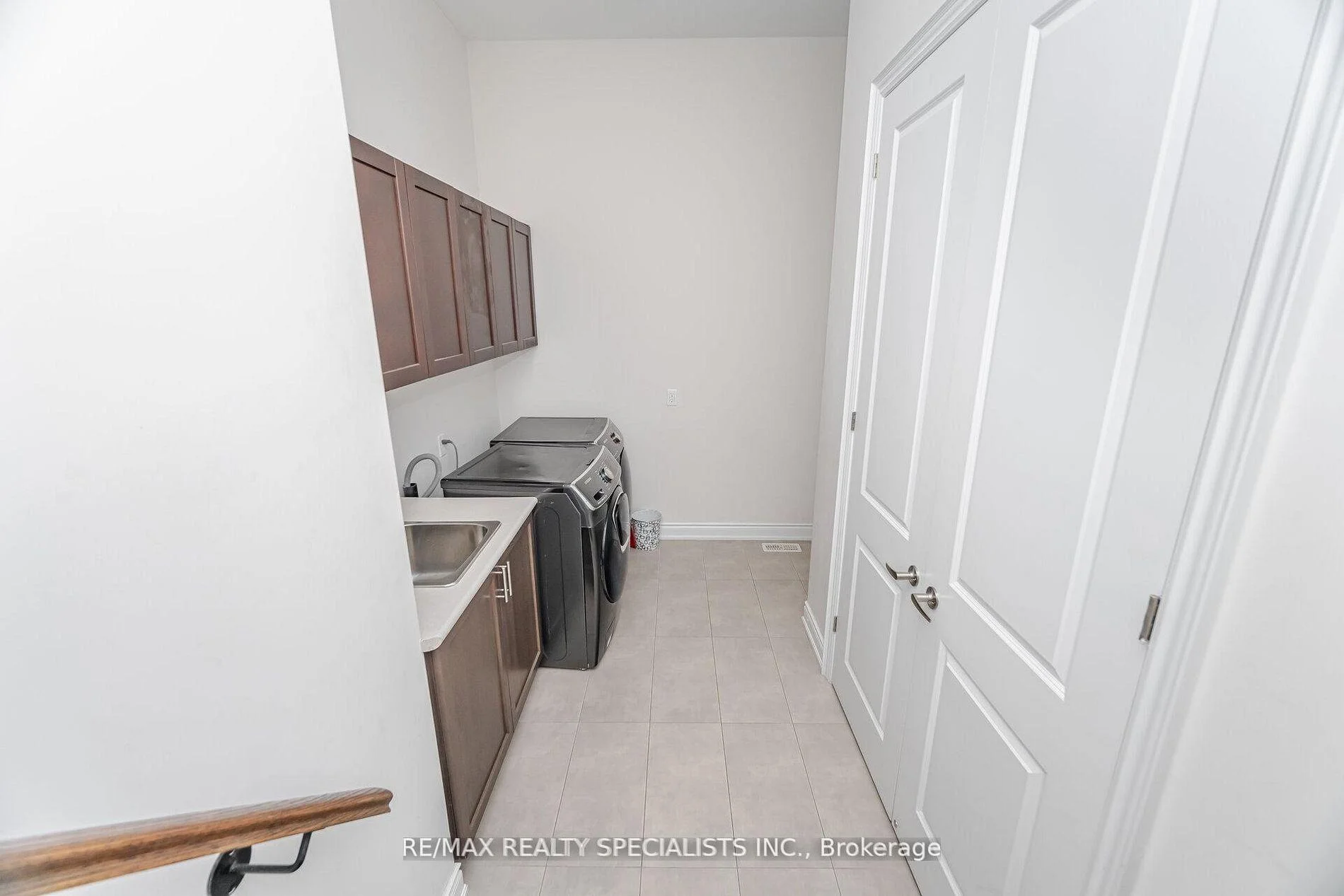 Photo 25 of 53 Threshingmills Boulevard, Oakville, River Oaks — HOMEH