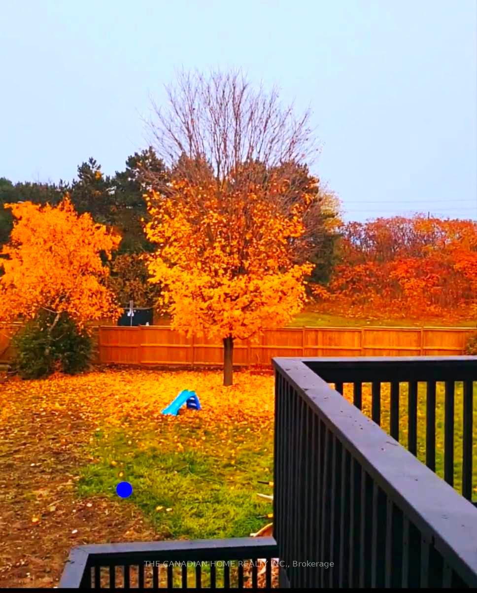 Photo 10 of 41 Greybeaver Trail, Scarborough, Rouge — HOMEH