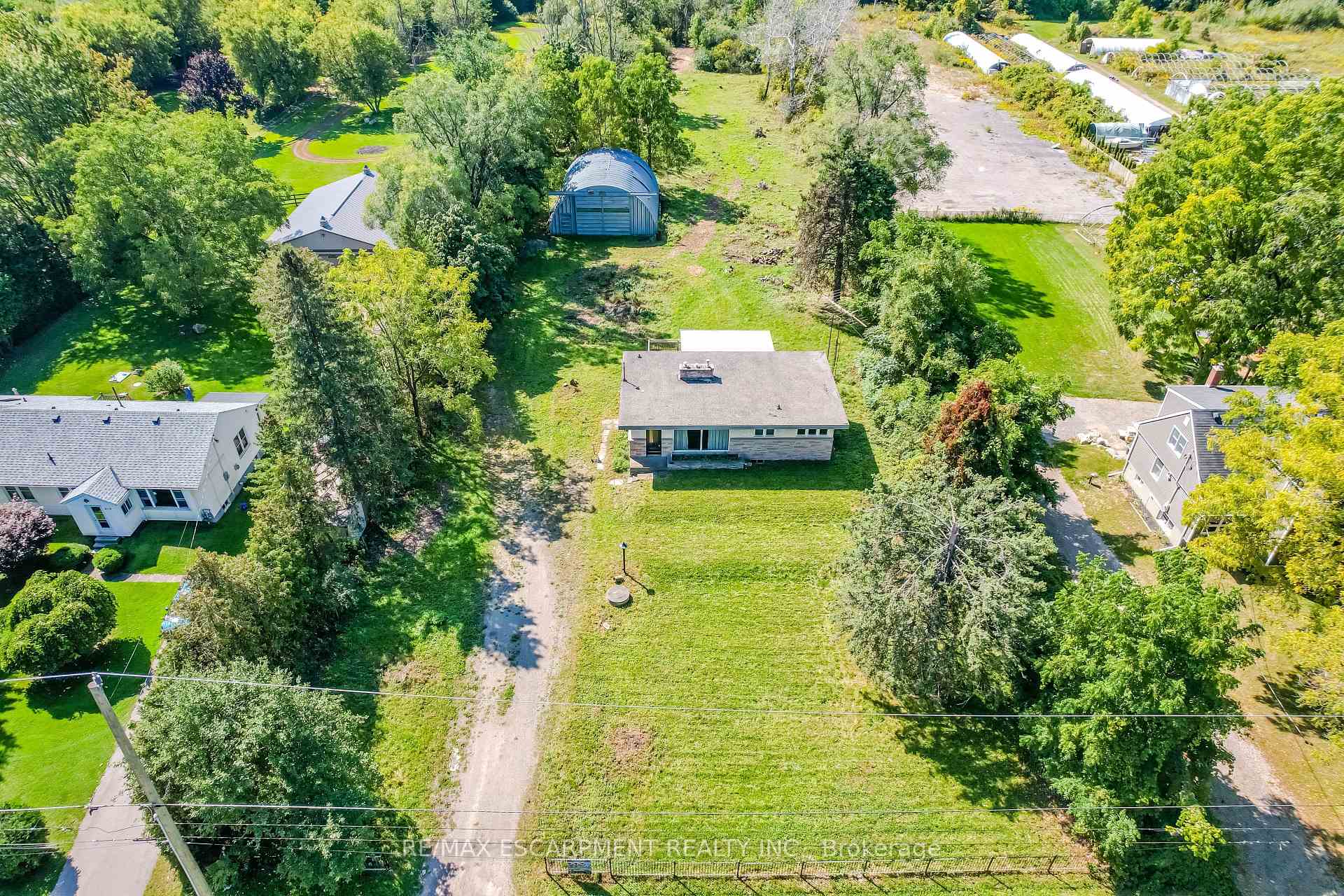 Photo 1 of 623 Robson Road, Hamilton, Waterdown — HOMEH