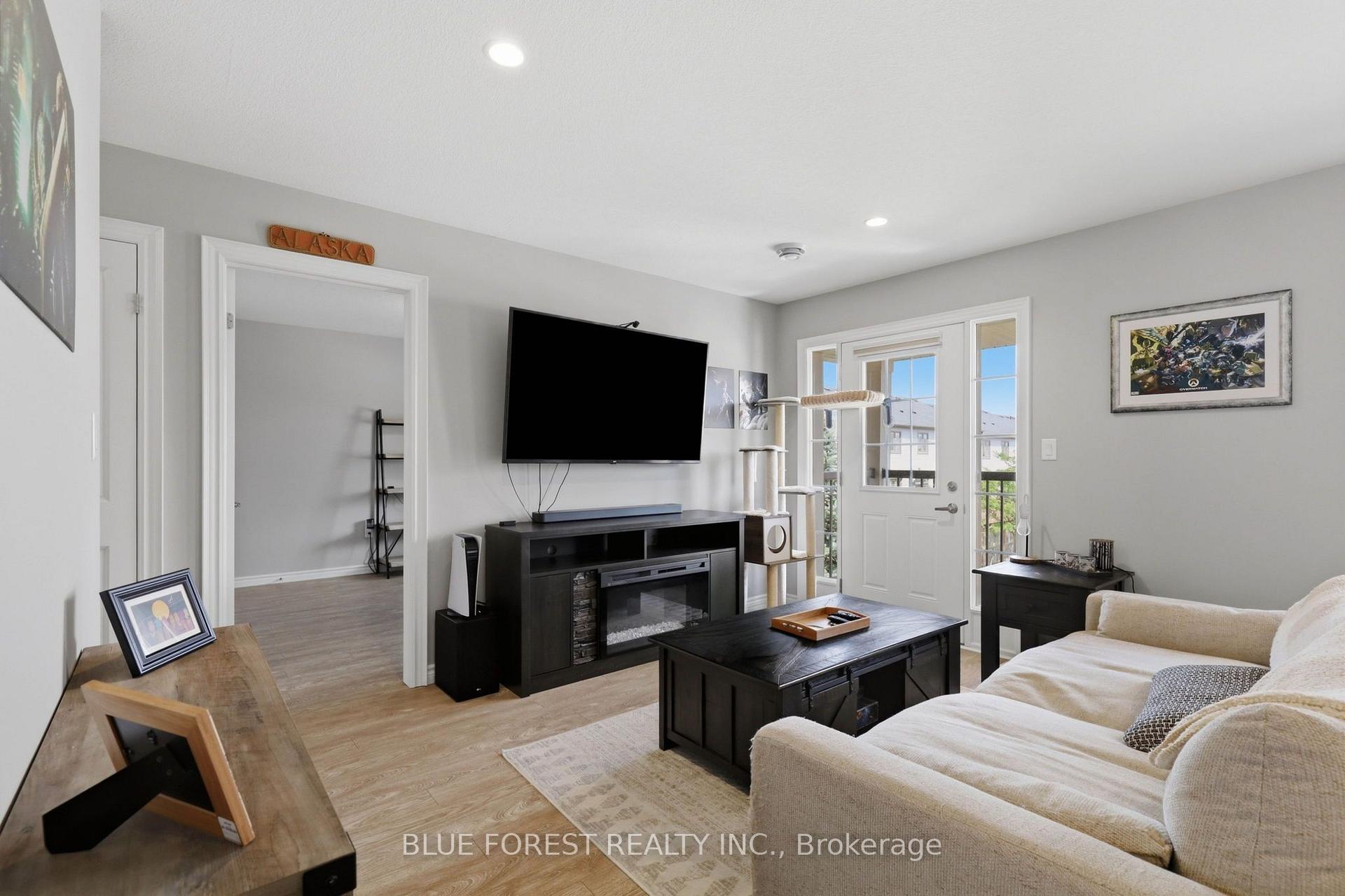 Photo 17 of Unit 124, 3320 Meadowgate Boulevard, London, South U — HOMEH