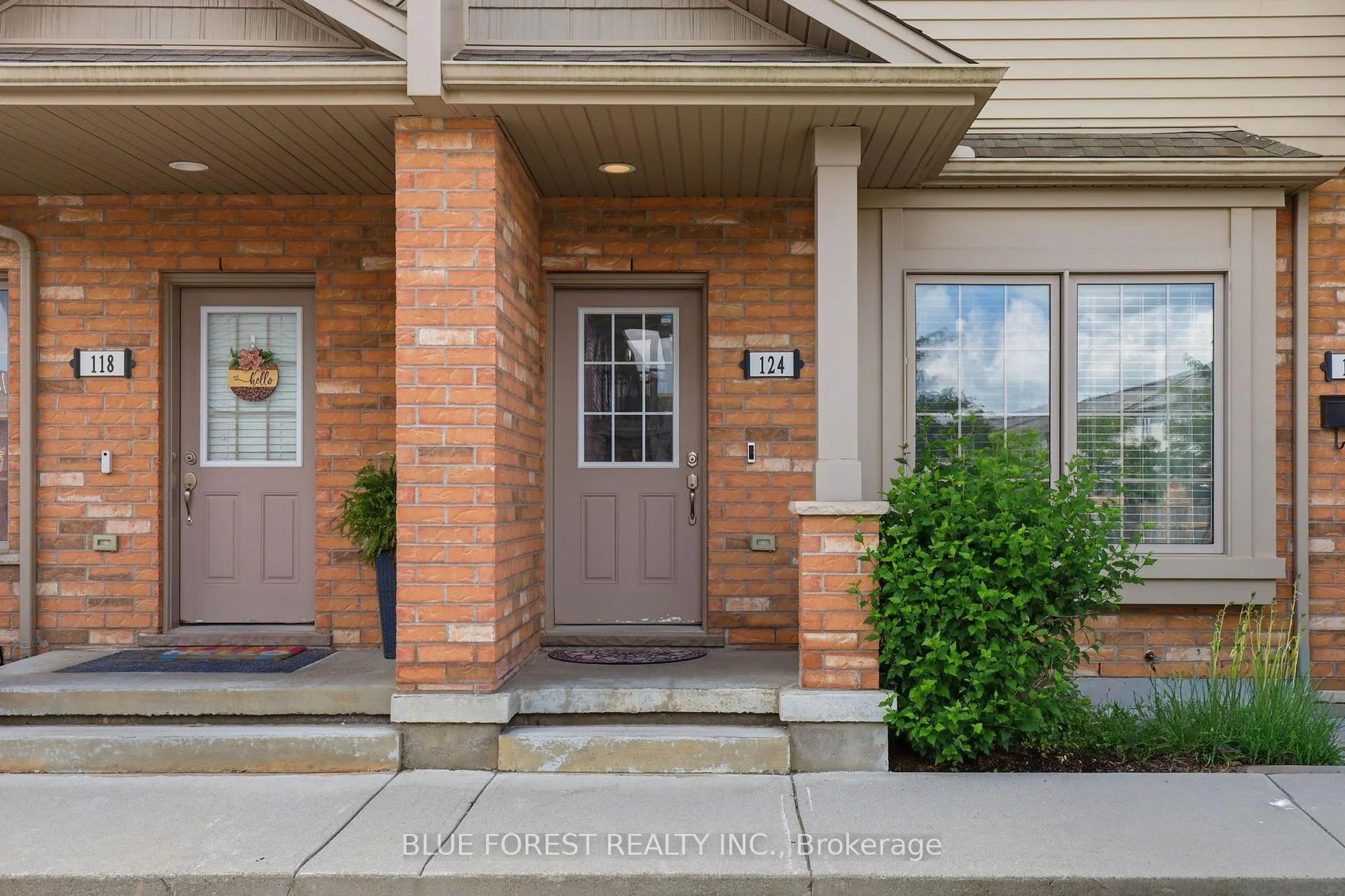 Photo 3 of Unit 124, 3320 Meadowgate Boulevard, London, South U — HOMEH