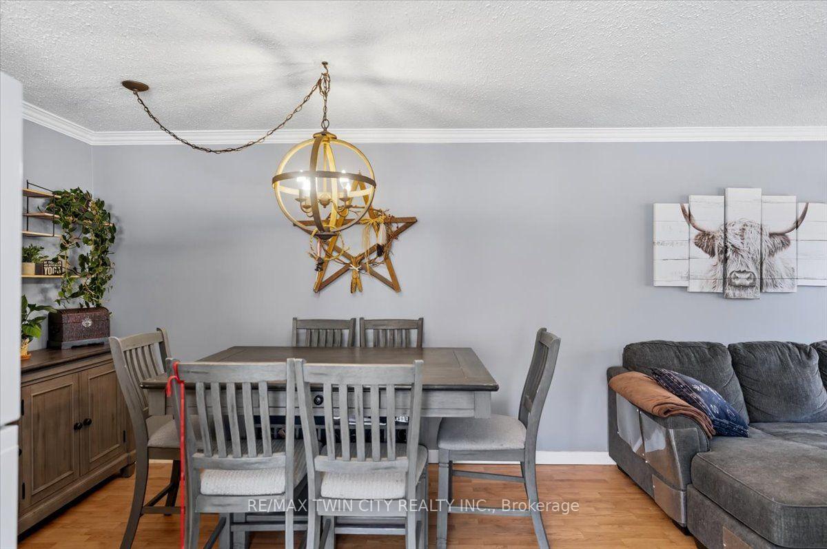Photo 15 of 16 Palomino Drive, Brantford, Lynden Hills — HOMEH