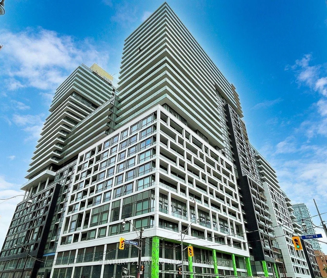 Photo 2 of Unit 1706, 70 Princess Street, Toronto, Moss Park — HOMEH