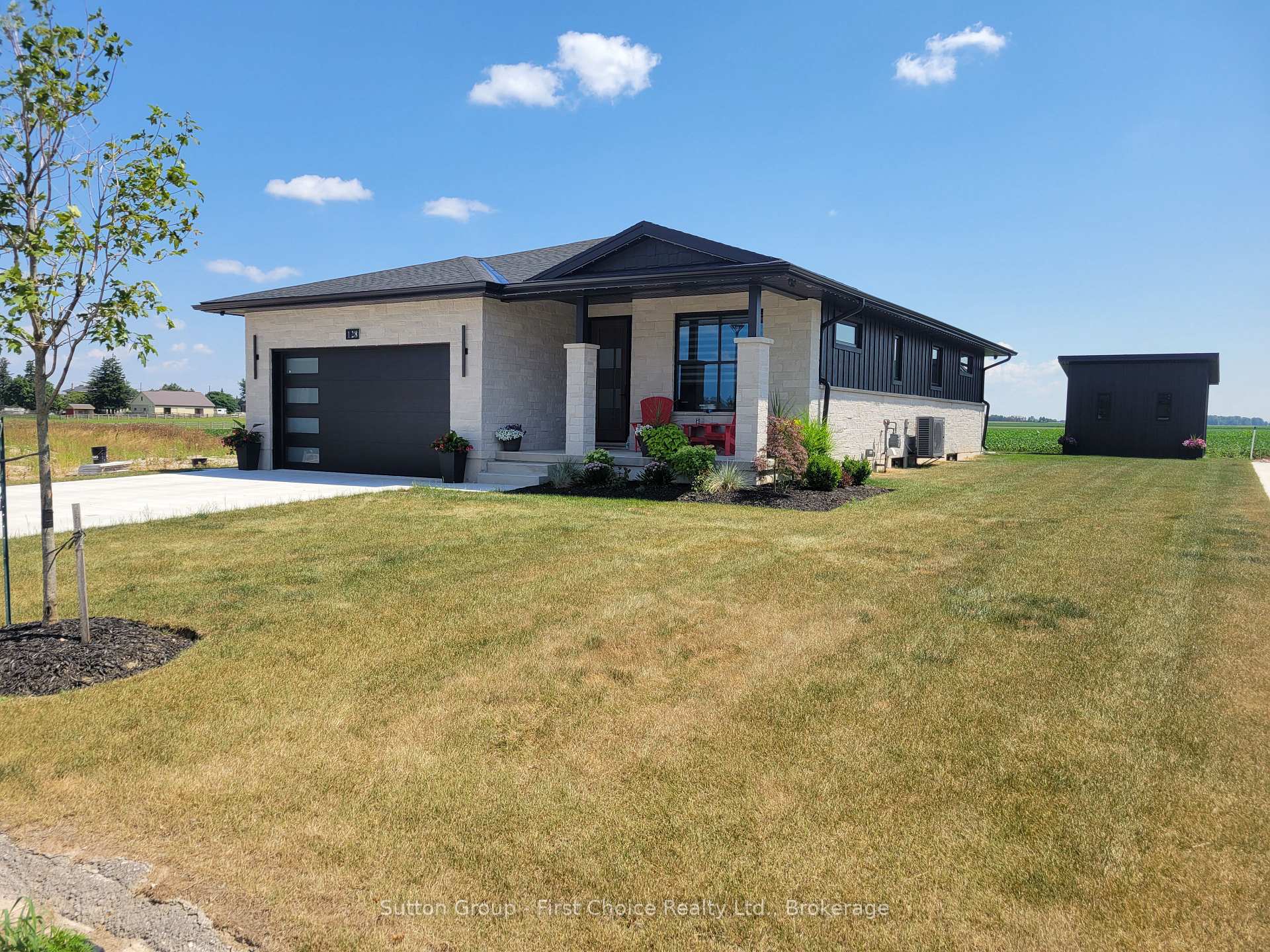 Photo 5 of 128 Rowe Avenue, South Huron, Exeter — HOMEH