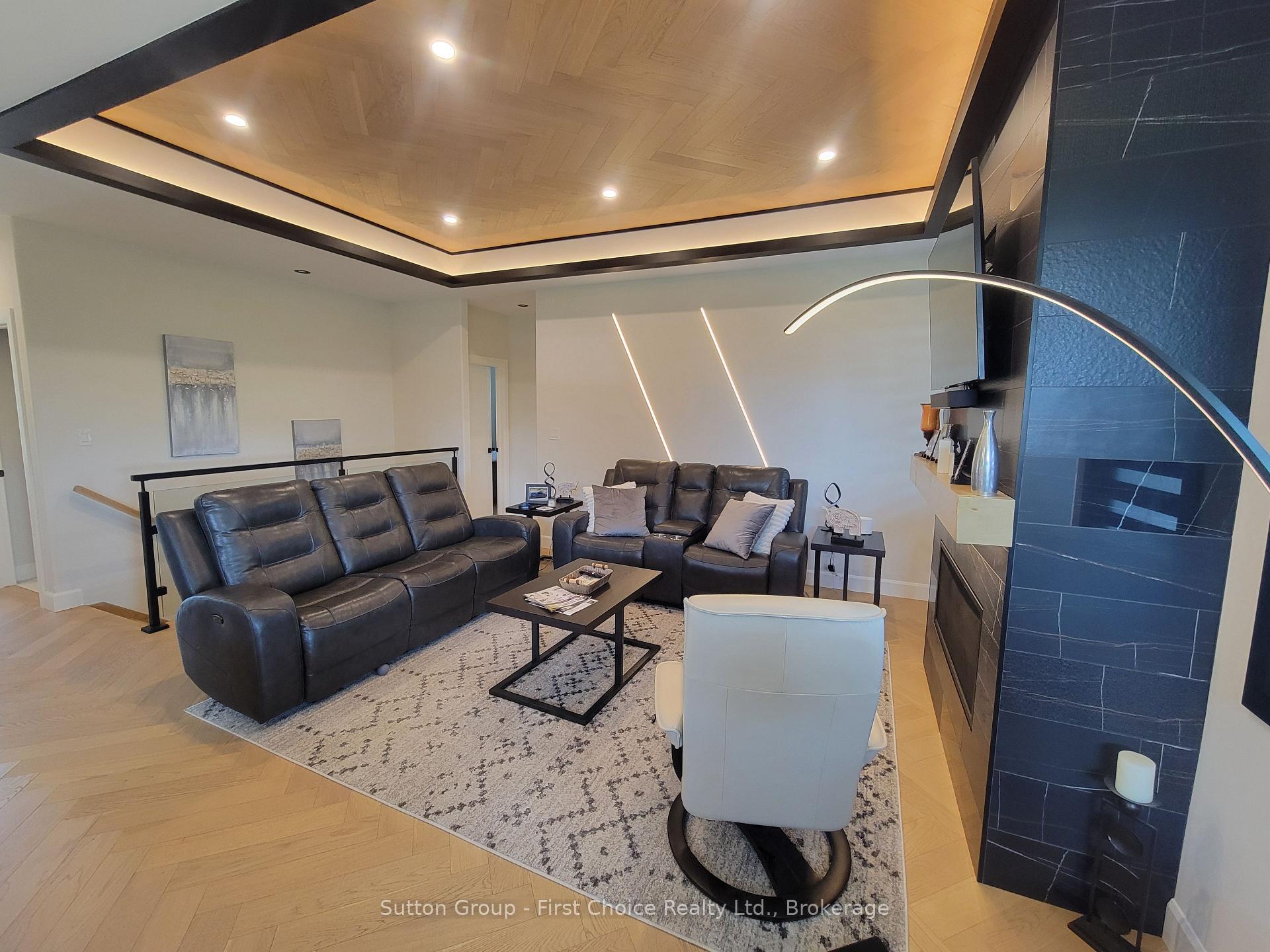 Photo 9 of 128 Rowe Avenue, South Huron, Exeter — HOMEH