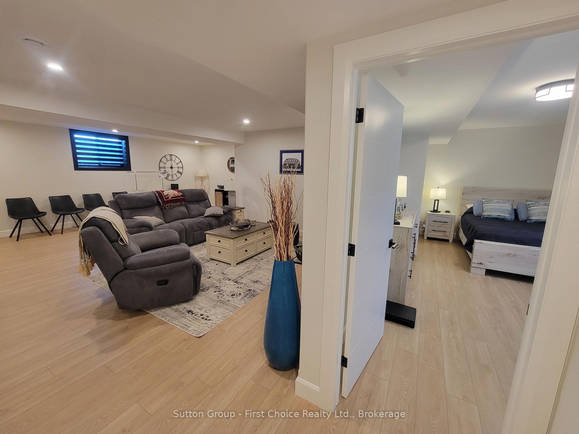 Photo 32 of 128 Rowe Avenue, South Huron, Exeter — HOMEH