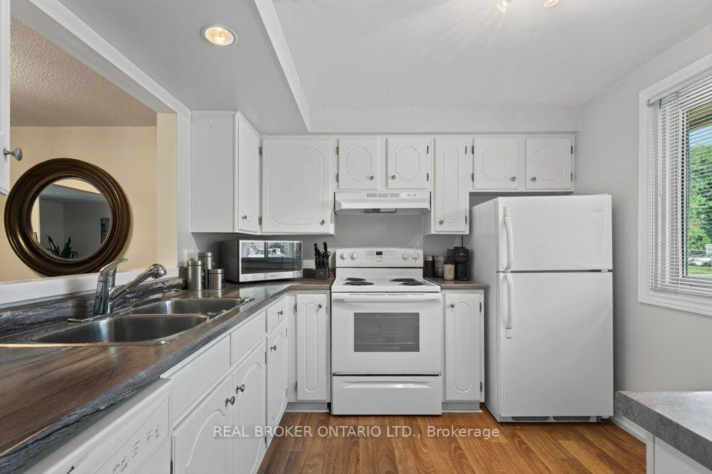 Photo 9 of Unit 101, 50 Lakeshore Road, St. Catharines, Lakeport — HOMEH