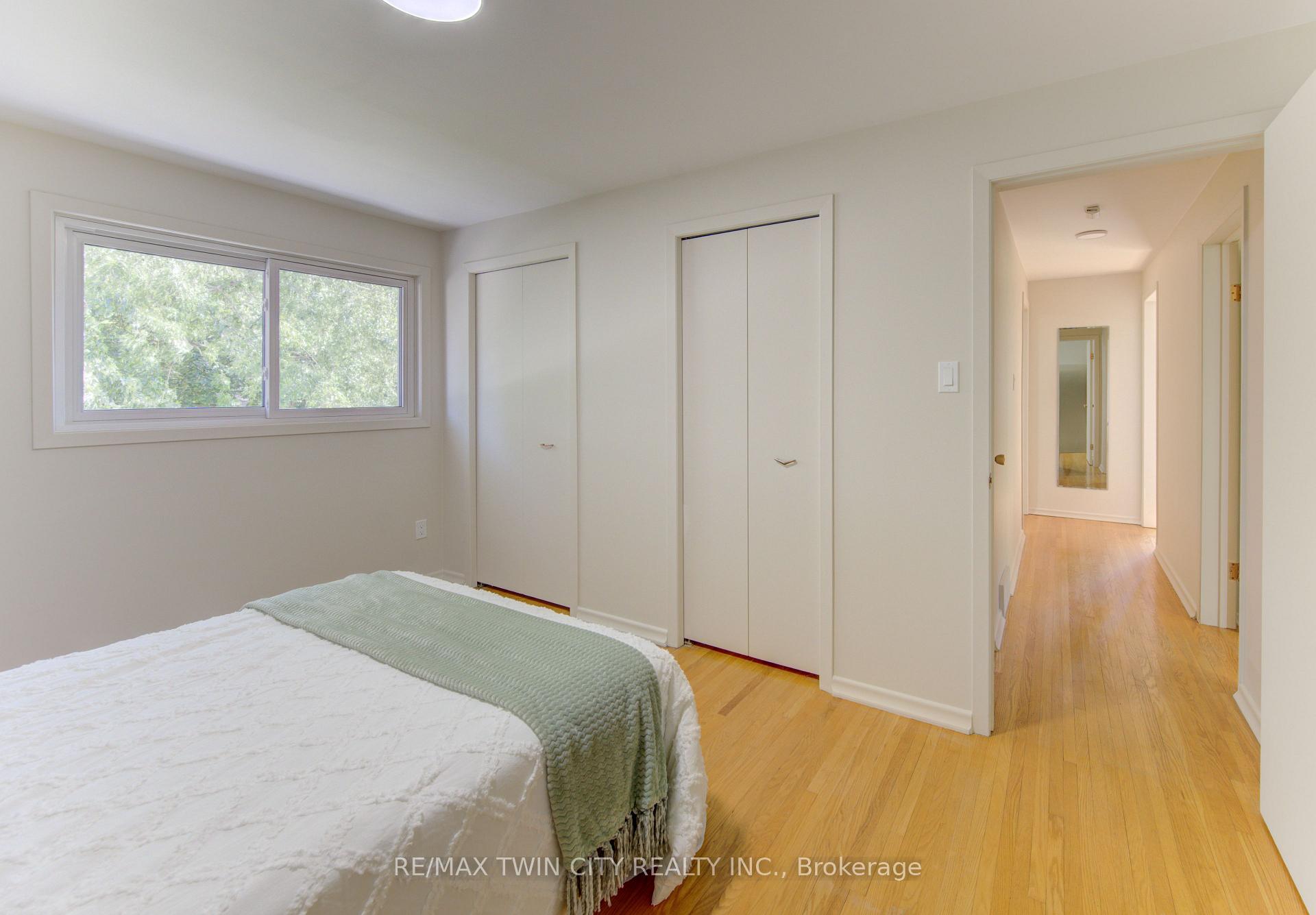 Photo 21 of 26 Penrose Avenue, Waterloo — HOMEH
