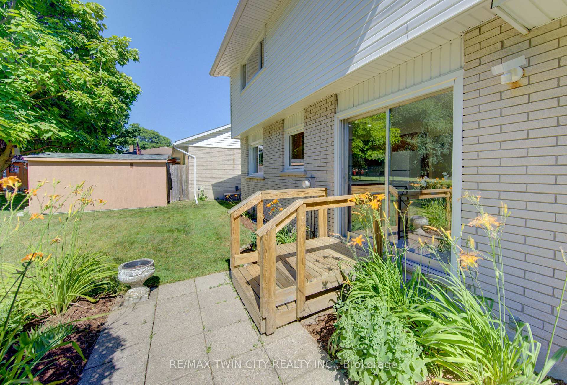 Photo 35 of 26 Penrose Avenue, Waterloo — HOMEH