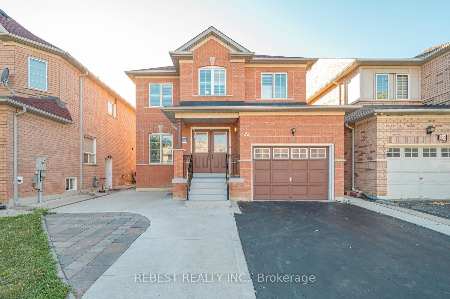 Photo 2 of 22 Gore Valley Trail, Brampton, Bram East — HOMEH