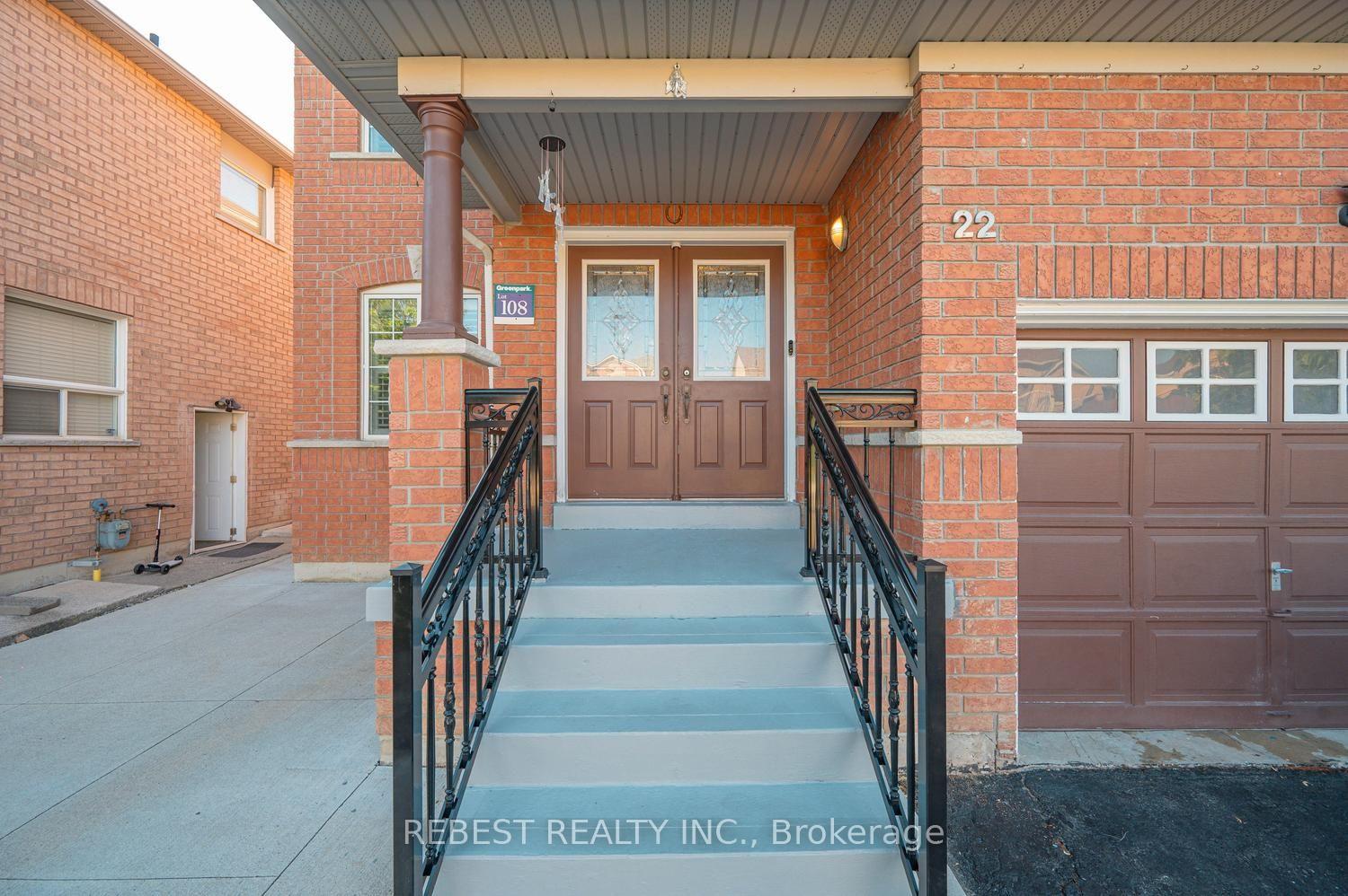 Photo 4 of 22 Gore Valley Trail, Brampton, Bram East — HOMEH