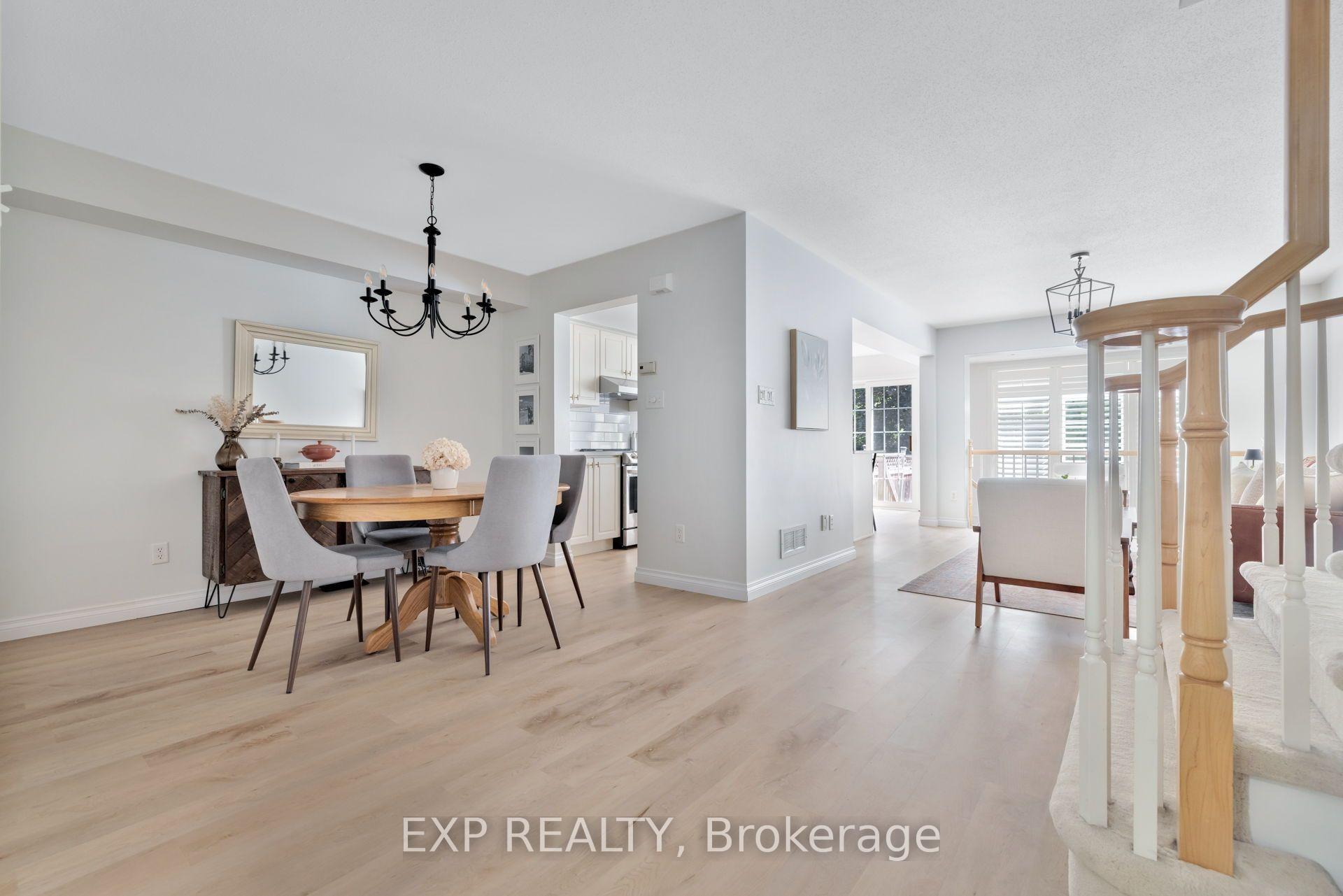 Photo 21 of 210 Wabiskaw Private, Ottawa, Barrhaven - Stonebridge — HOMEH