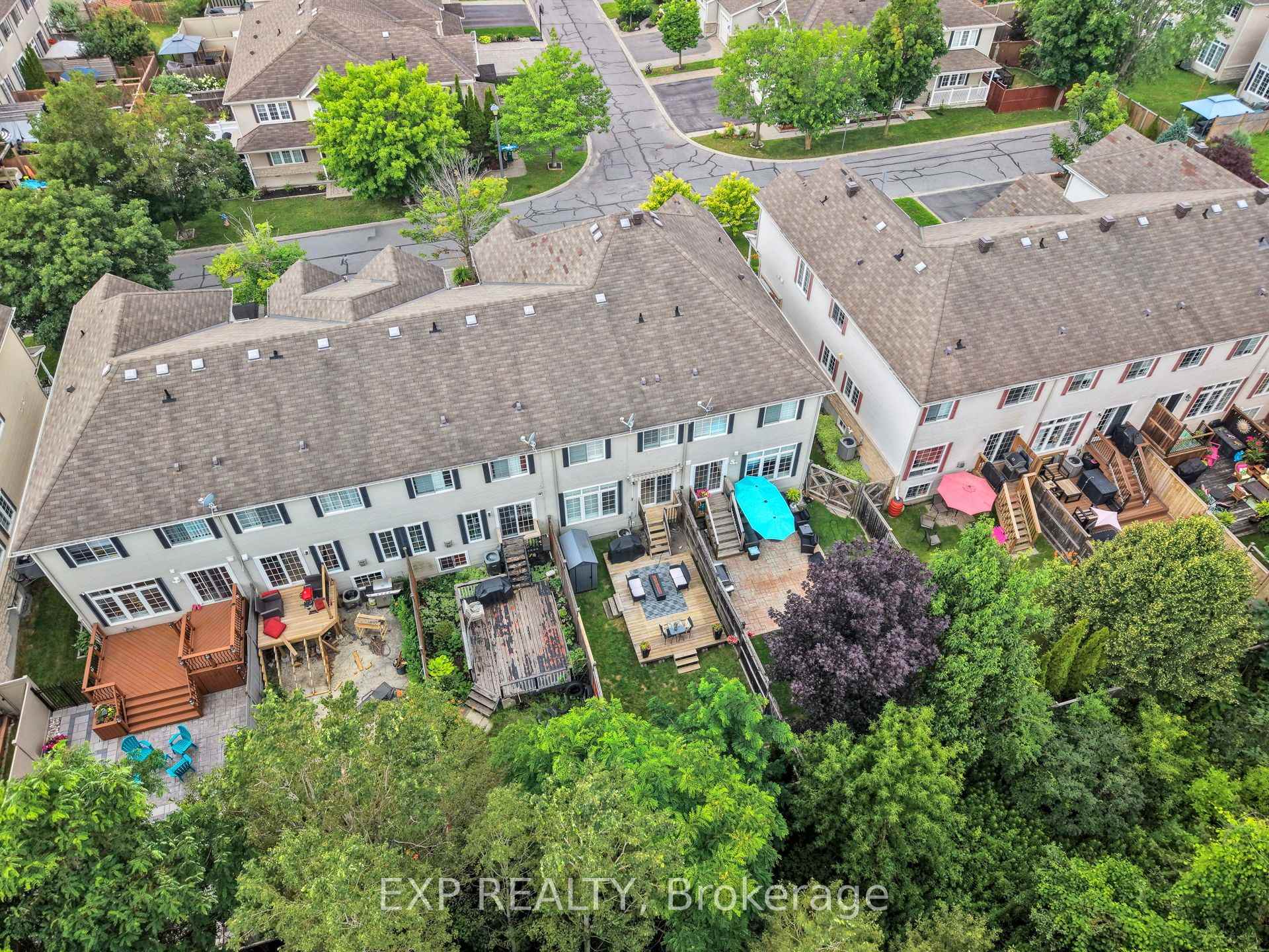 Photo 48 of 210 Wabiskaw Private, Ottawa, Barrhaven - Stonebridge — HOMEH