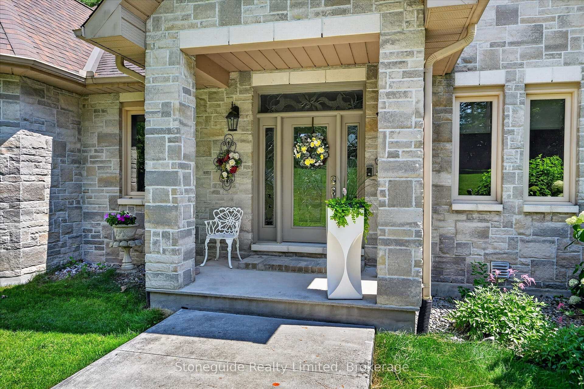 Photo 10 of 899 Settlers Trail, Selwyn — HOMEH