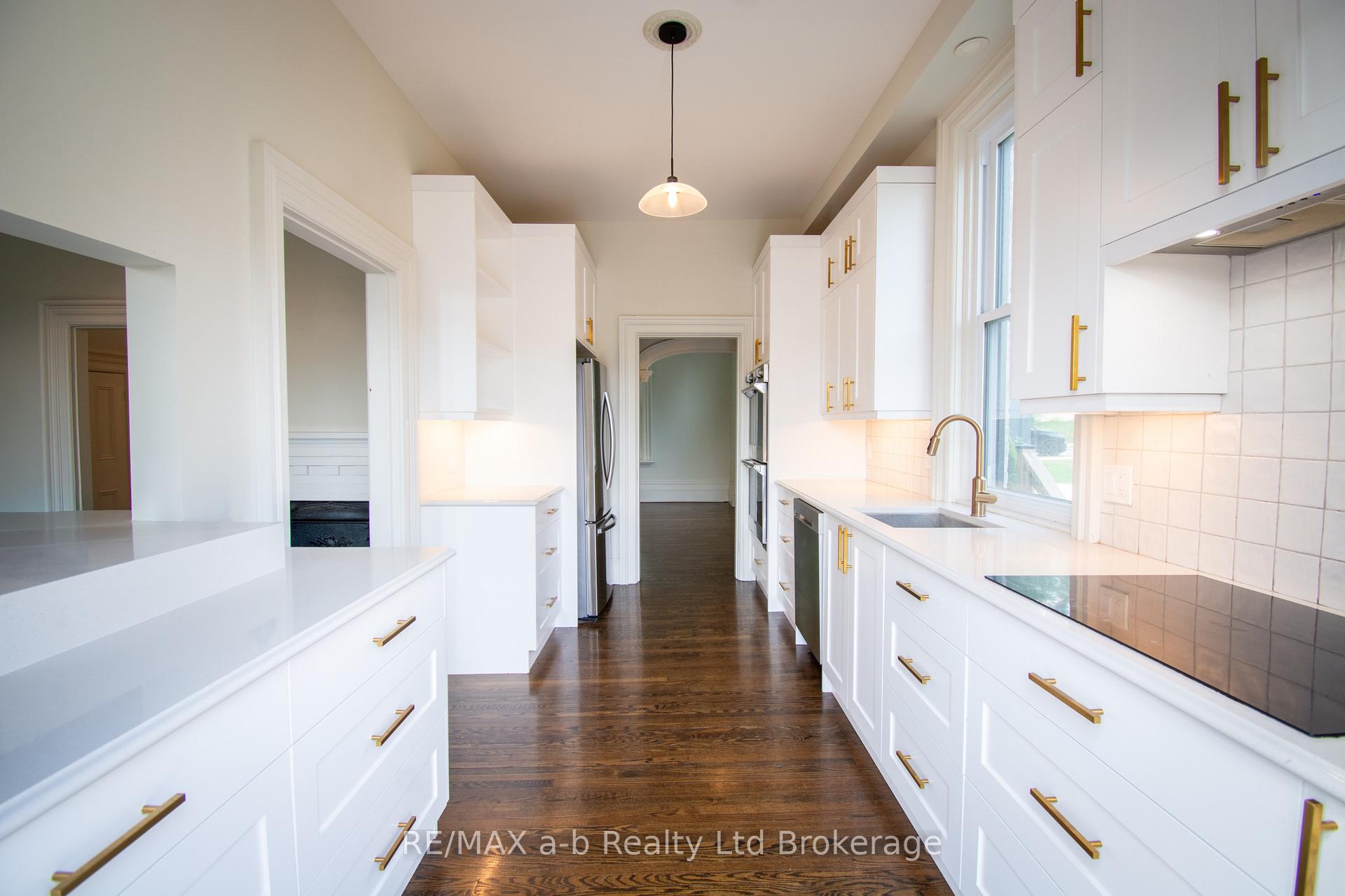 Photo 13 of Unit 2, 66 Daly Avenue, Stratford — HOMEH