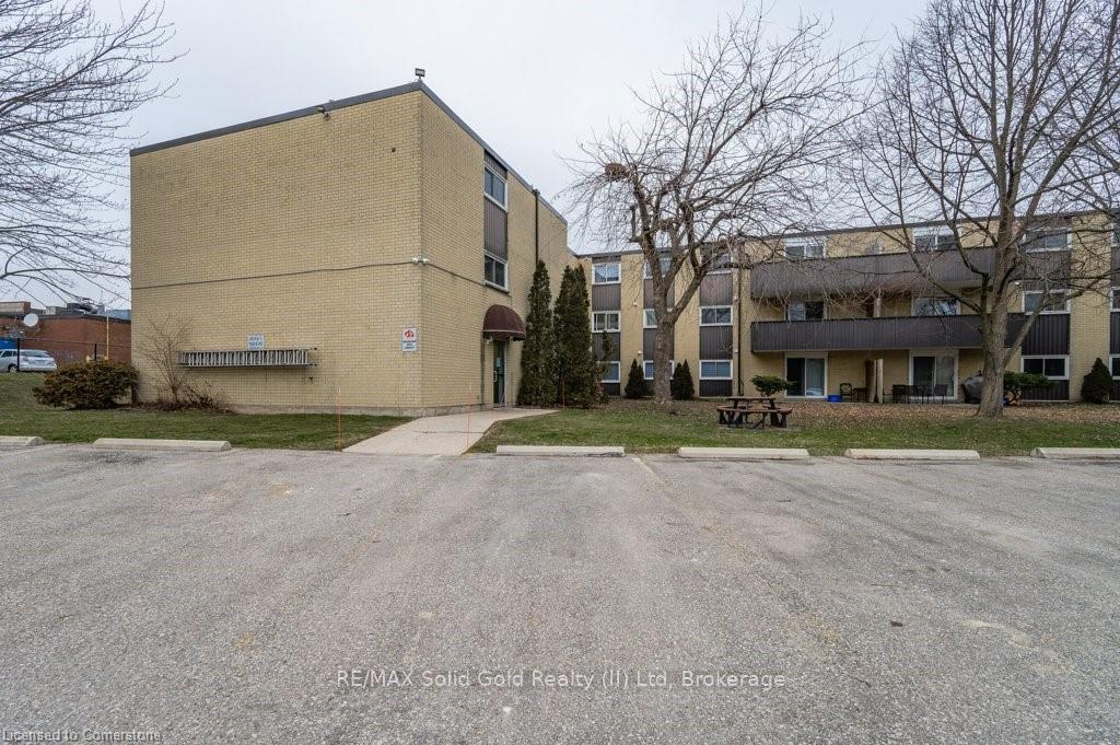 Photo 36 of Unit 308, 75 Hazelglen Drive, Kitchener, Victoria Hills — HOMEH