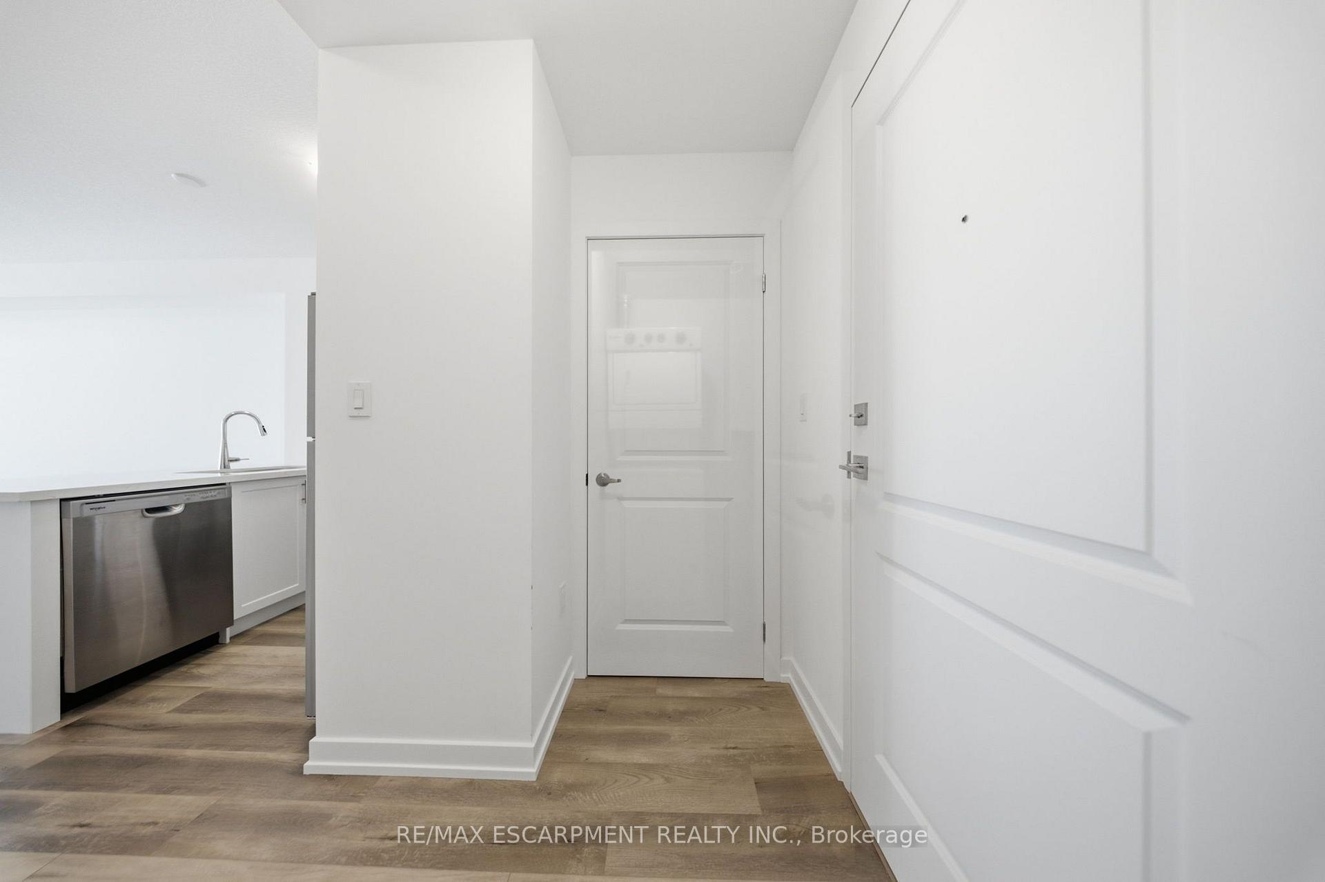 Photo 7 of Unit 1107, 470 Dundas Street E, Hamilton, Waterdown — HOMEH