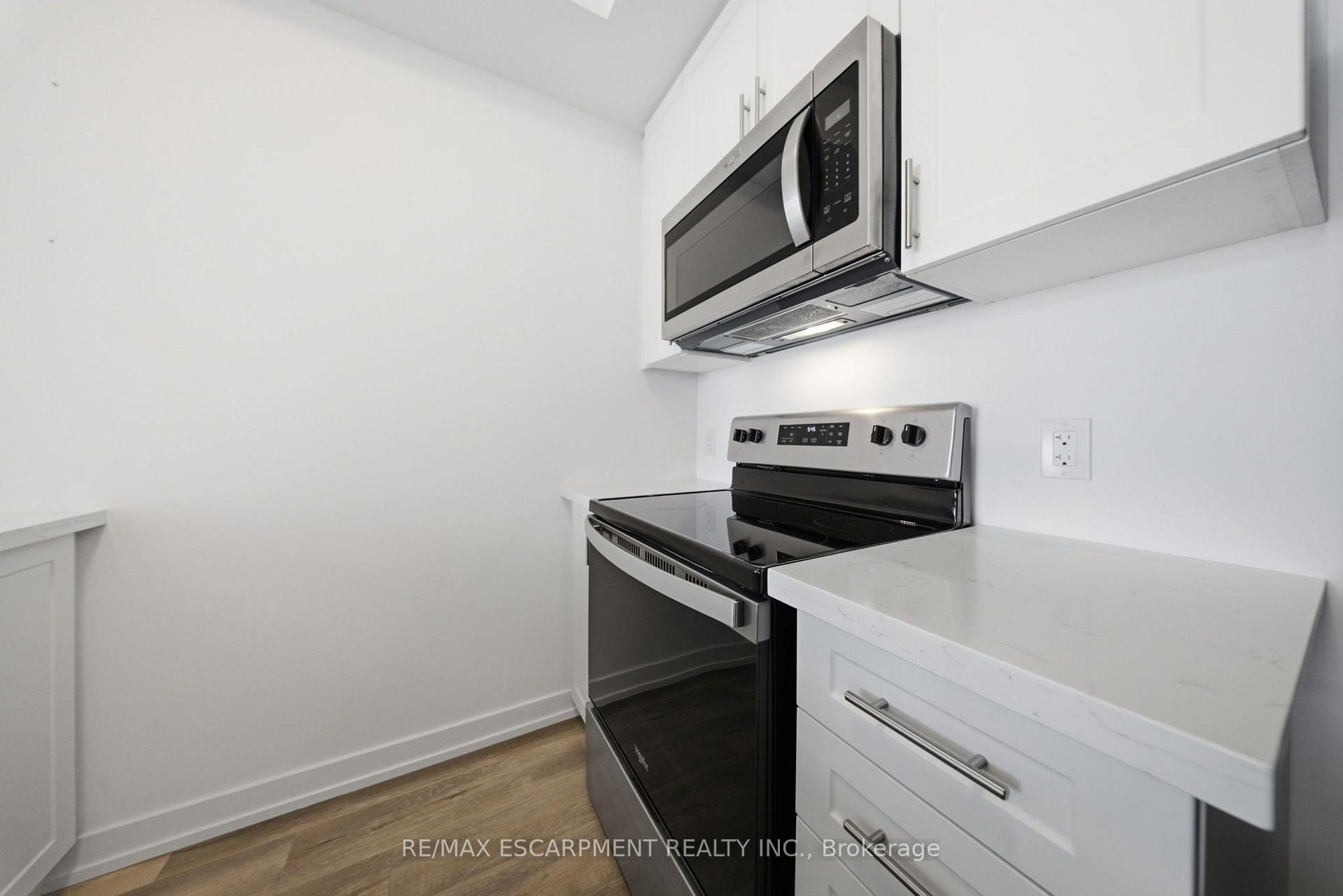 Photo 13 of Unit 1107, 470 Dundas Street E, Hamilton, Waterdown — HOMEH