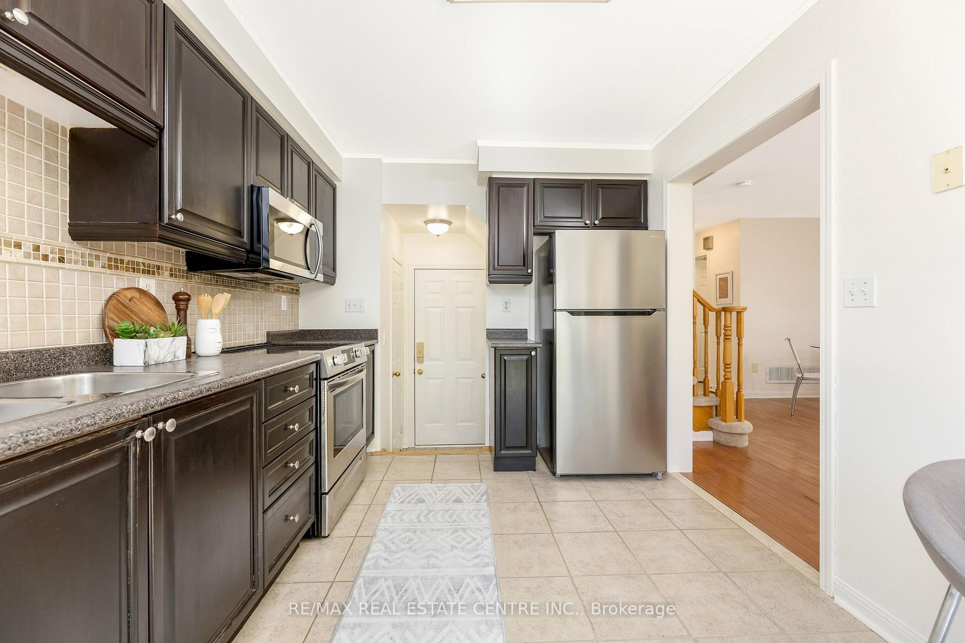 Photo 8 of 430 Patterson Drive, Milton, Clarke — HOMEH