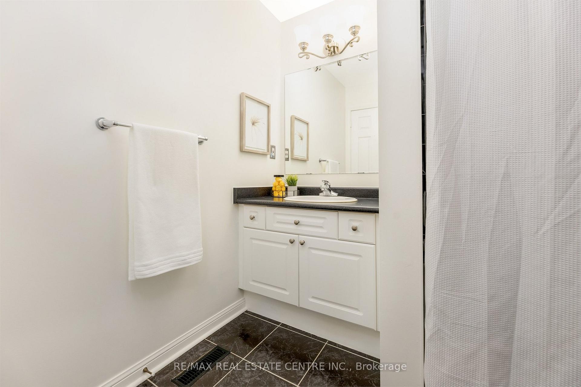 Photo 15 of 430 Patterson Drive, Milton, Clarke — HOMEH