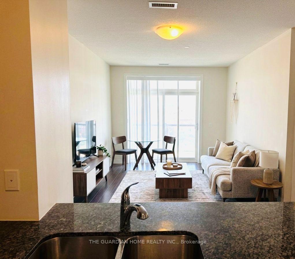 Photo 4 of Unit 412, 7325 Markham Road, Markham, Cedarwood — HOMEH