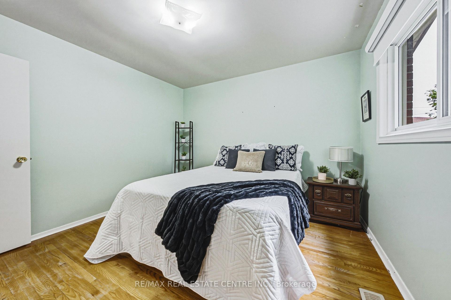 Photo 16 of 45 Gail Street, Cambridge, Greenway-Chaplin — HOMEH