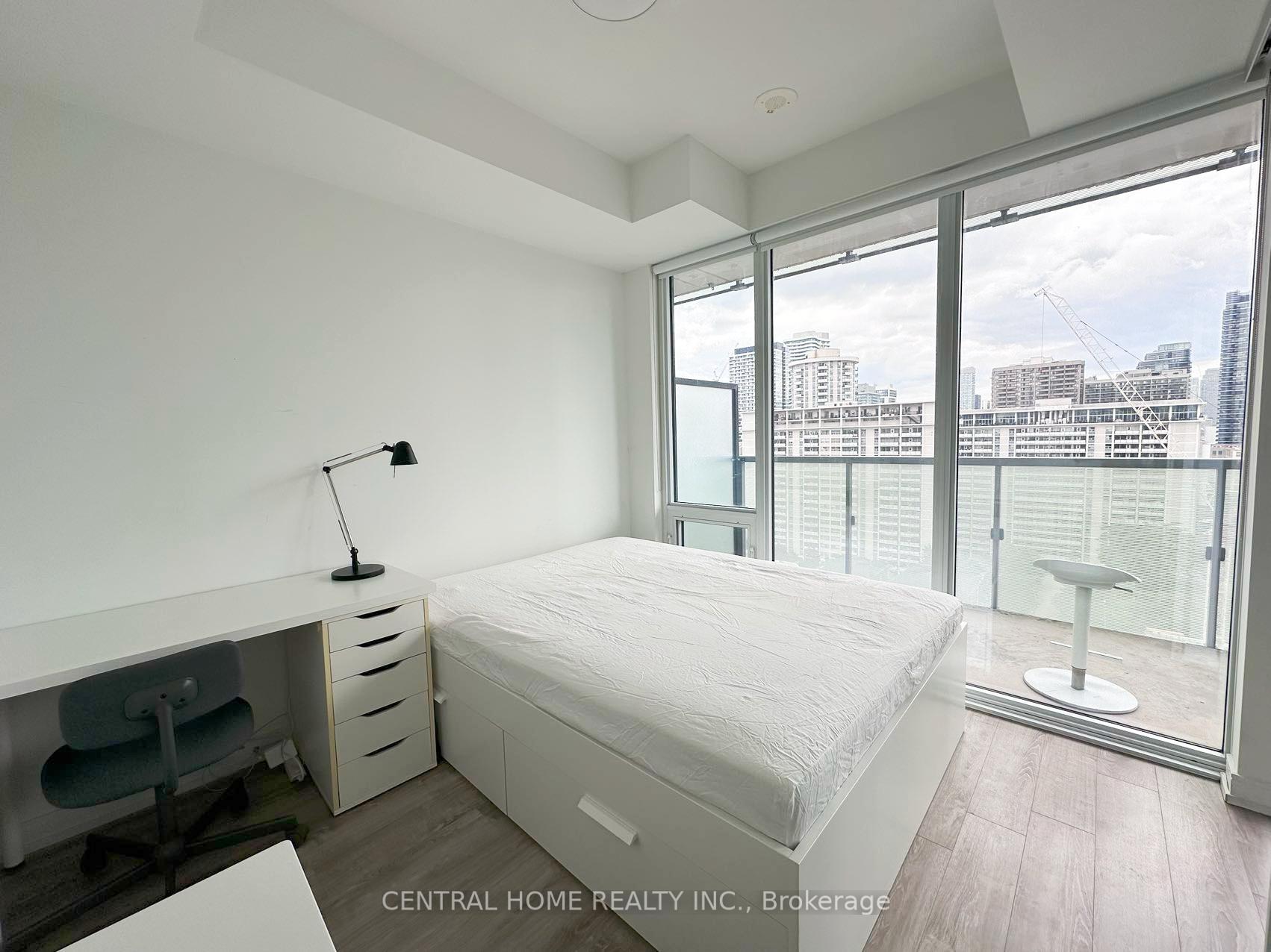 Photo 7 of Unit 1602, 28 Wellesley Street E, Toronto, Church-Yonge Corridor — HOMEH