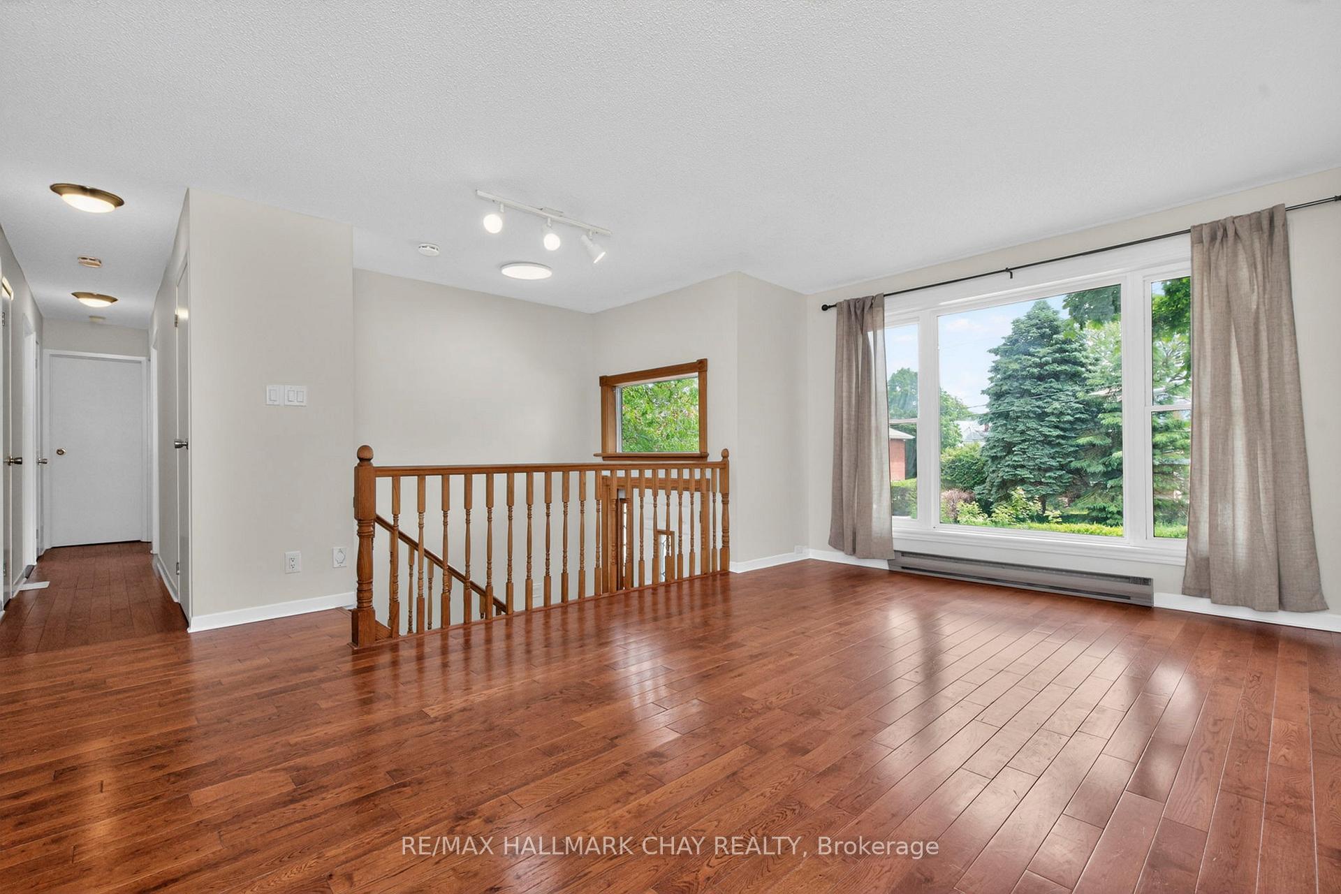 Front of 716 Dominion Avenue