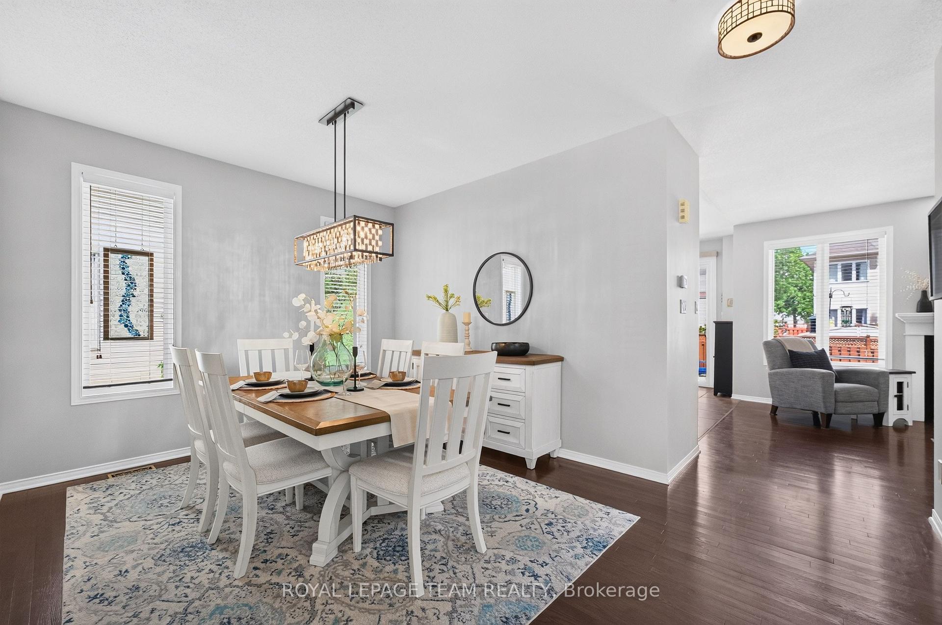 Photo 10 of 14 Wynridge Place, Ottawa, Kanata - Emerald Meadows/Trailwest — HOMEH