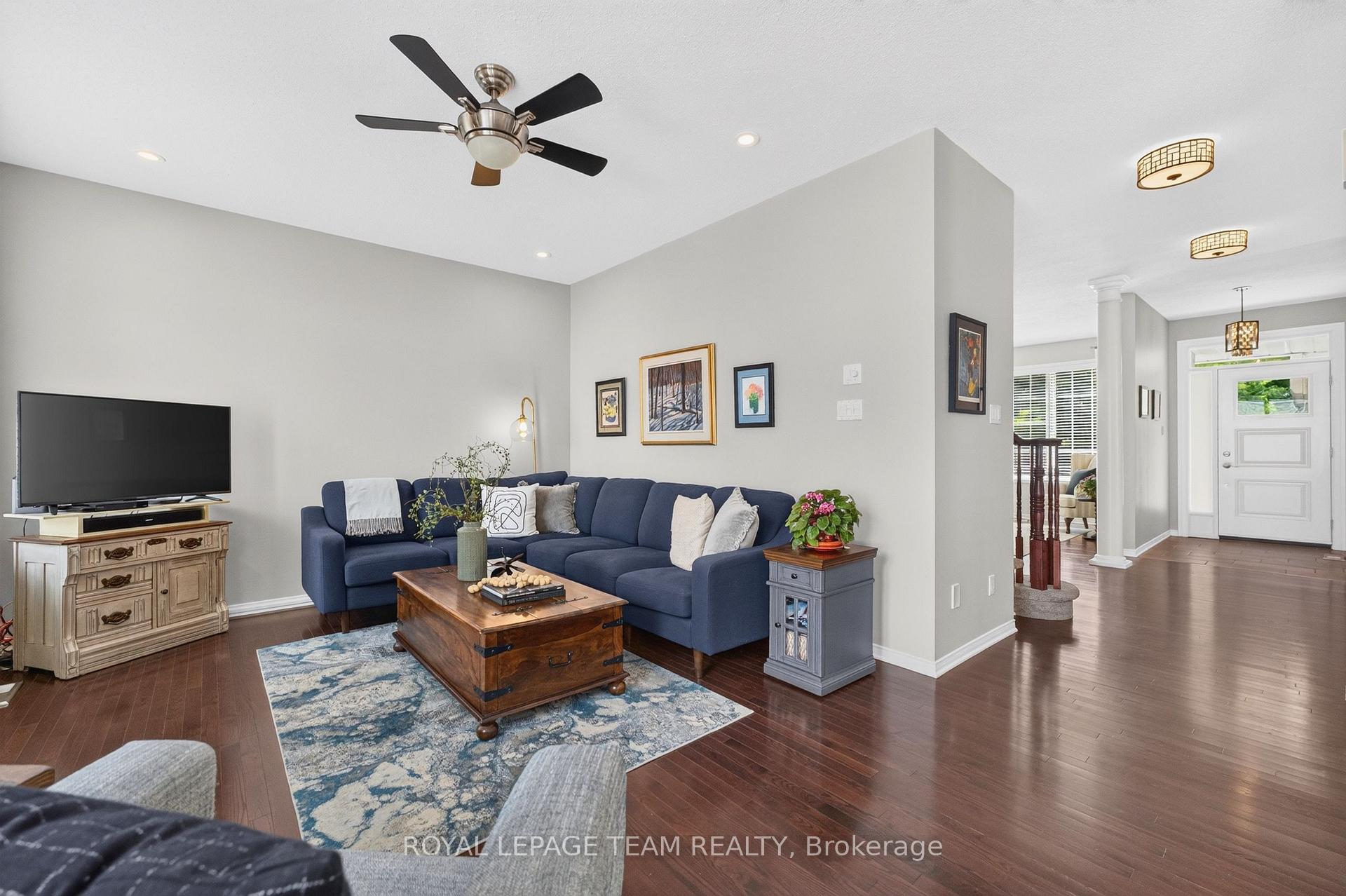 Photo 13 of 14 Wynridge Place, Ottawa, Kanata - Emerald Meadows/Trailwest — HOMEH