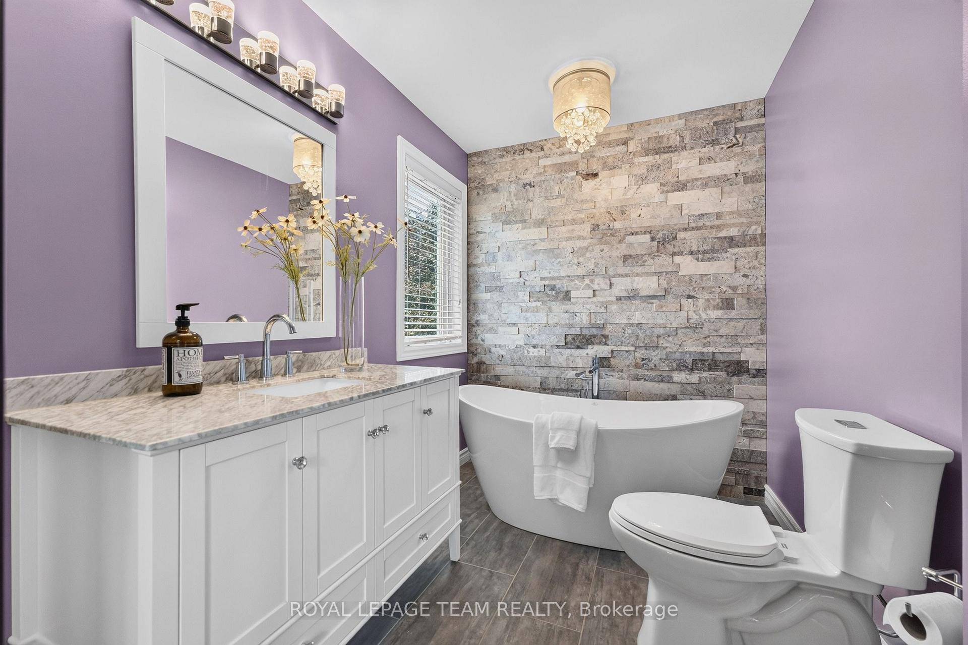 Photo 32 of 14 Wynridge Place, Ottawa, Kanata - Emerald Meadows/Trailwest — HOMEH