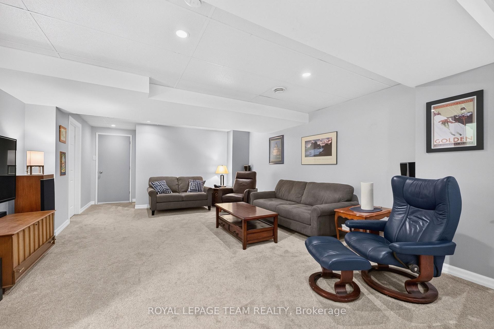 Photo 42 of 14 Wynridge Place, Ottawa, Kanata - Emerald Meadows/Trailwest — HOMEH