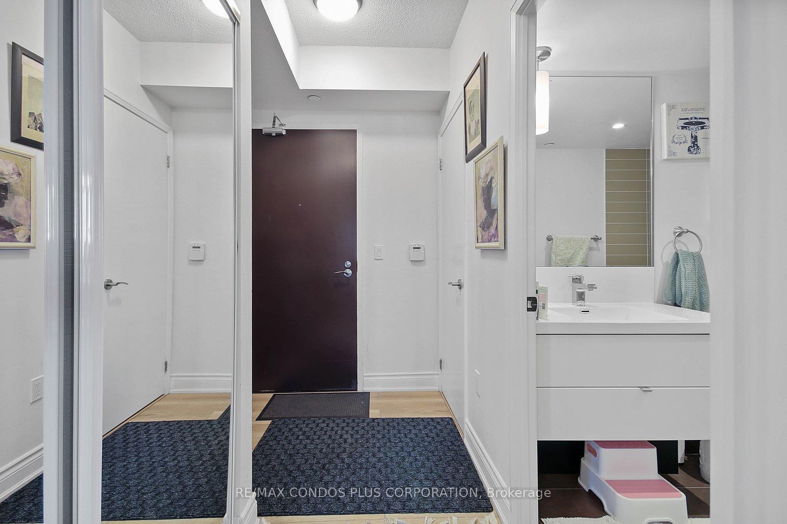 Photo 5 of Unit 1802, 9 Valhalla Inn Road, Etobicoke, Islington-City Centre West — HOMEH