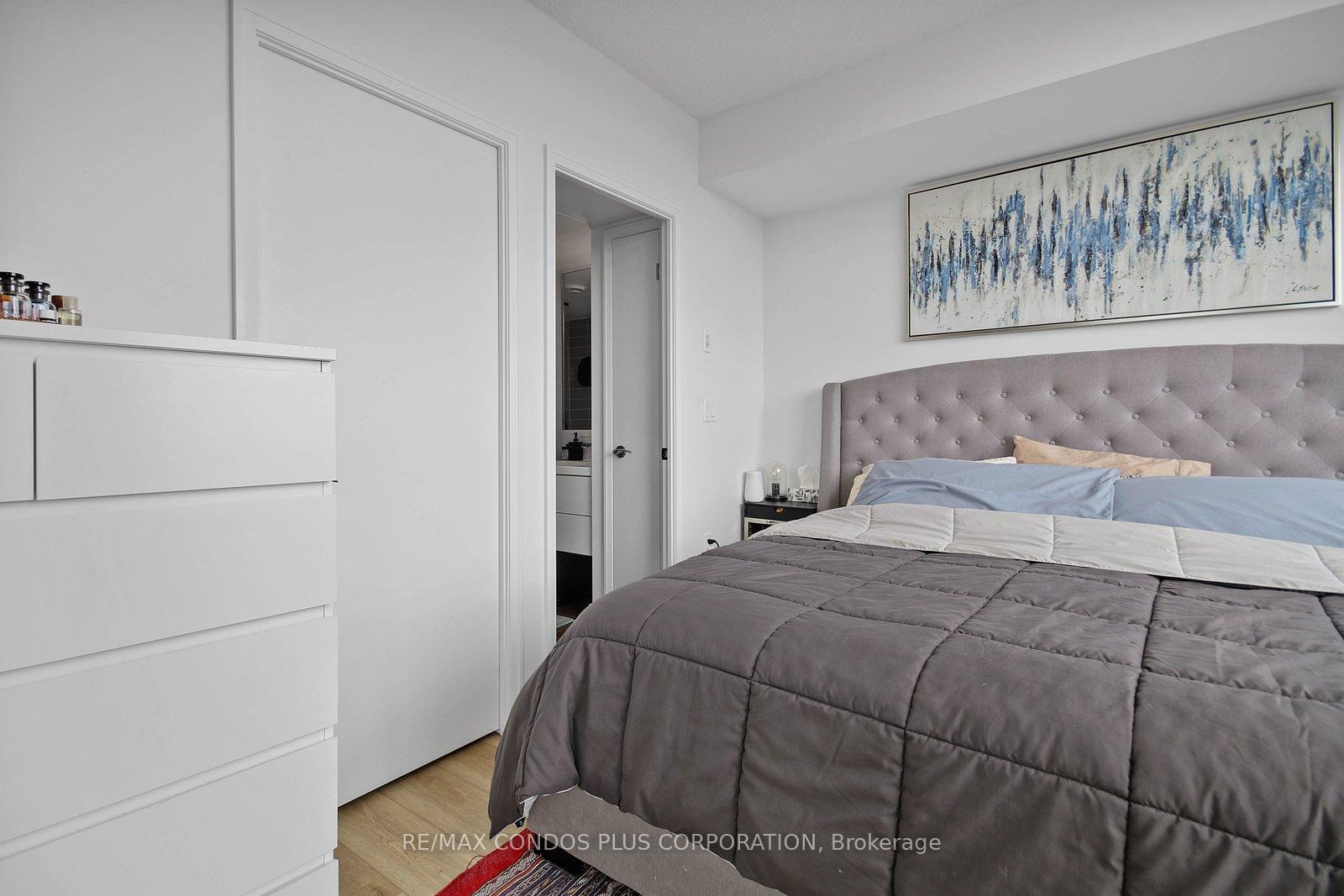 Photo 19 of Unit 1802, 9 Valhalla Inn Road, Etobicoke, Islington-City Centre West — HOMEH