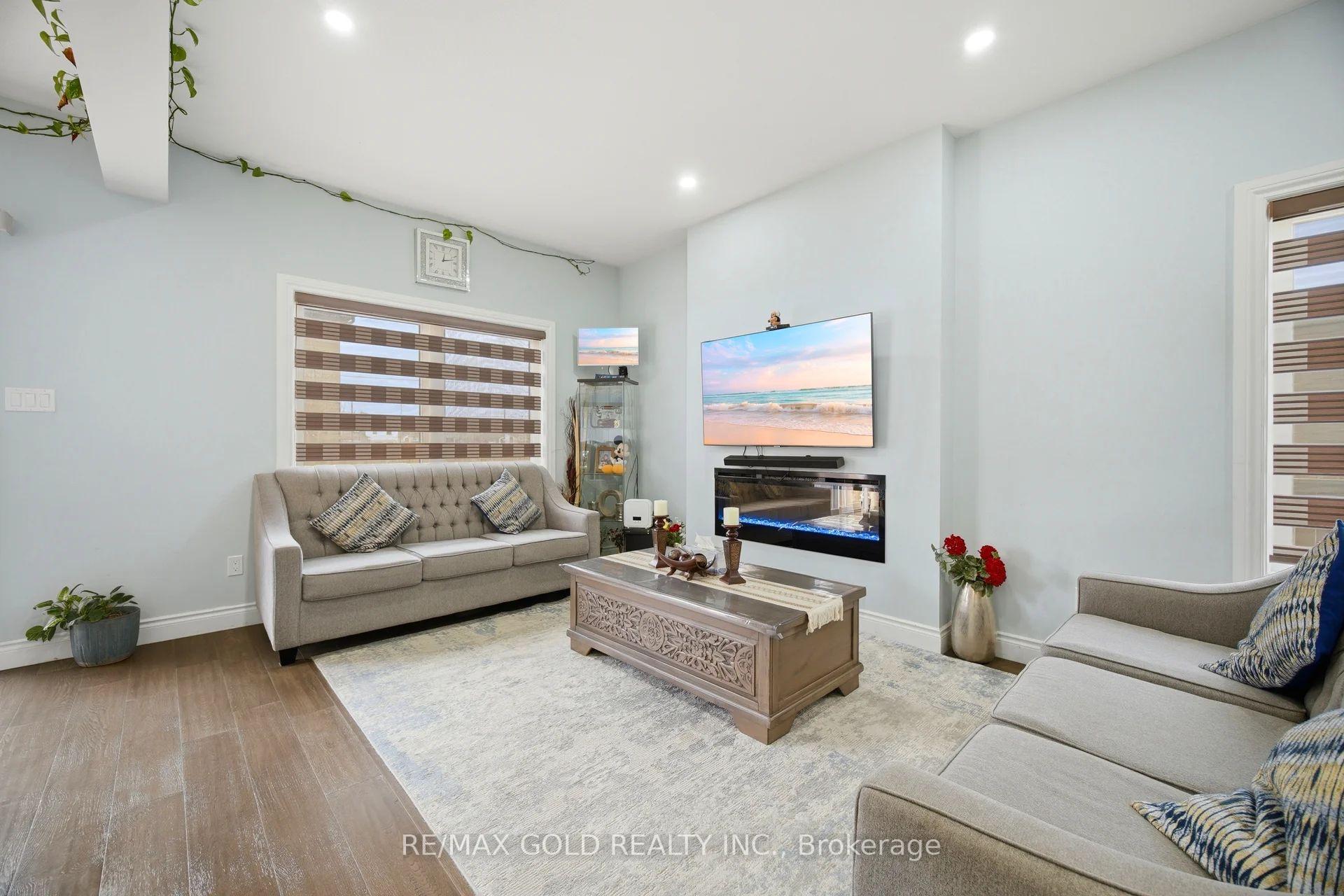 Photo 13 of 2439 Daisy Bend, London, South U — HOMEH