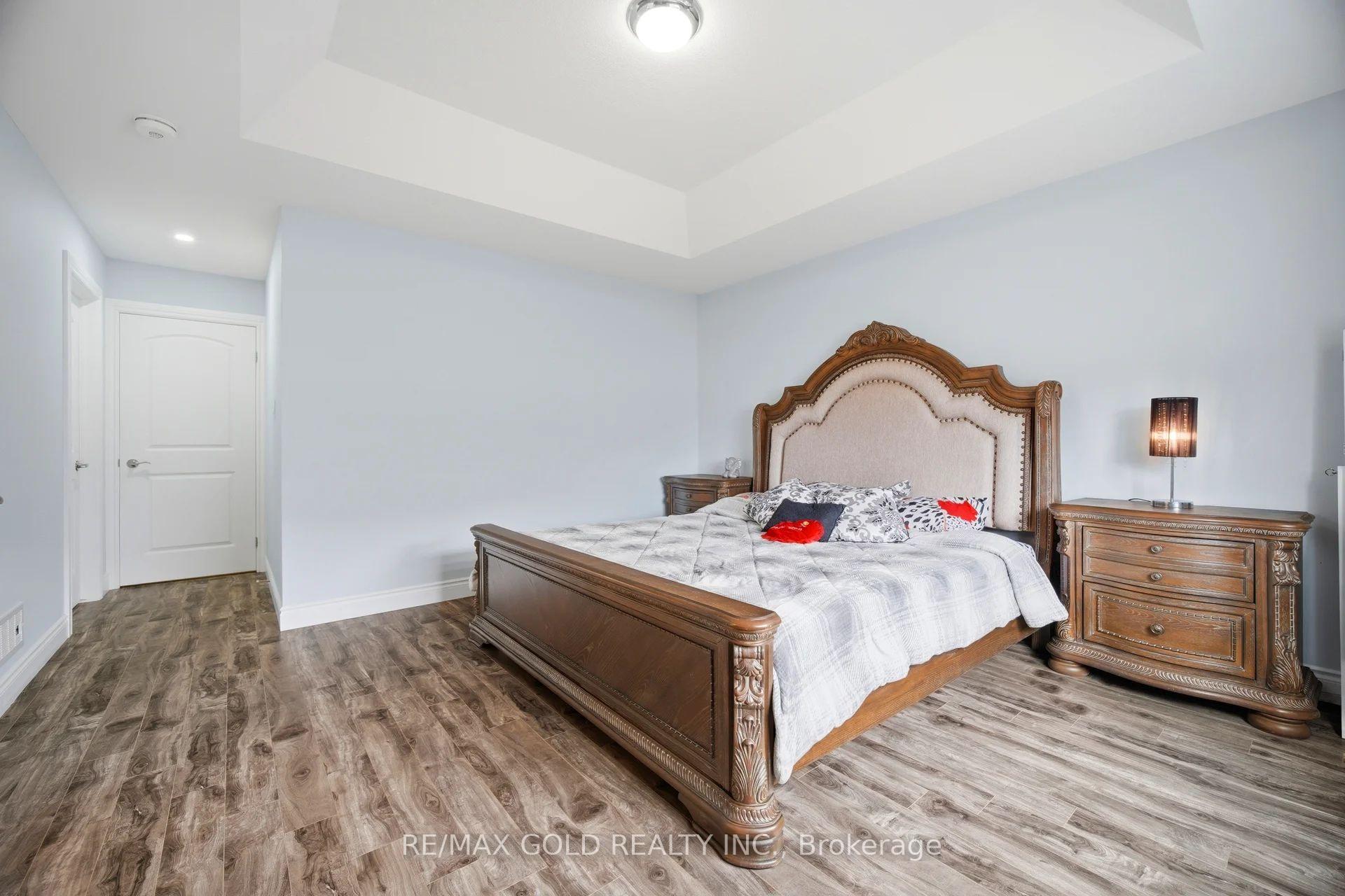 Photo 16 of 2439 Daisy Bend, London, South U — HOMEH