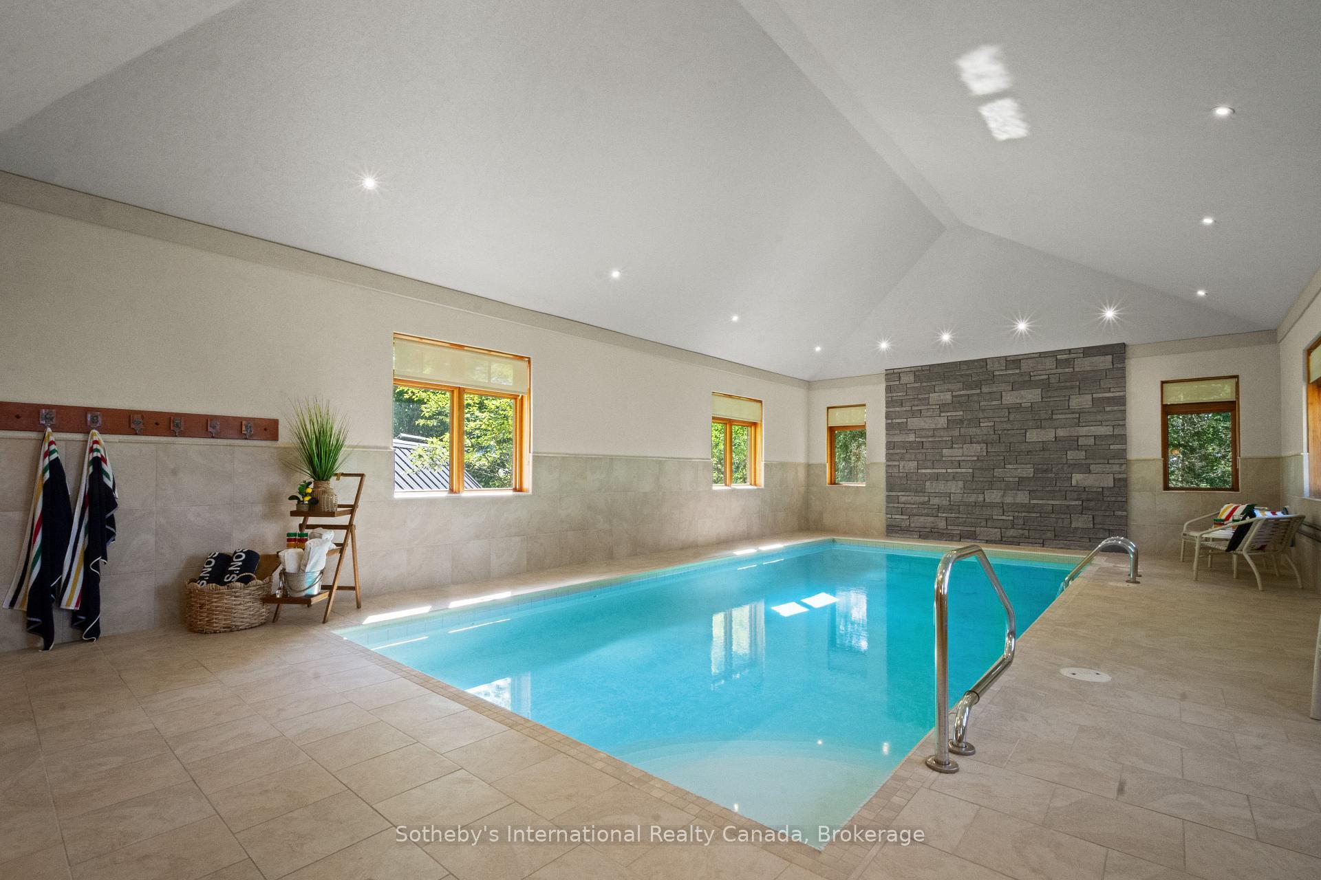 Photo 7 of 250 Gordon Drive, Penetanguishene — HOMEH