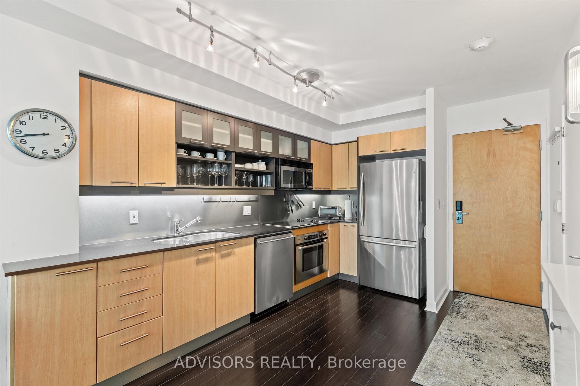 Photo 8 of Unit 930, 36 Blue Jays Way, Toronto, Waterfront Communities — HOMEH